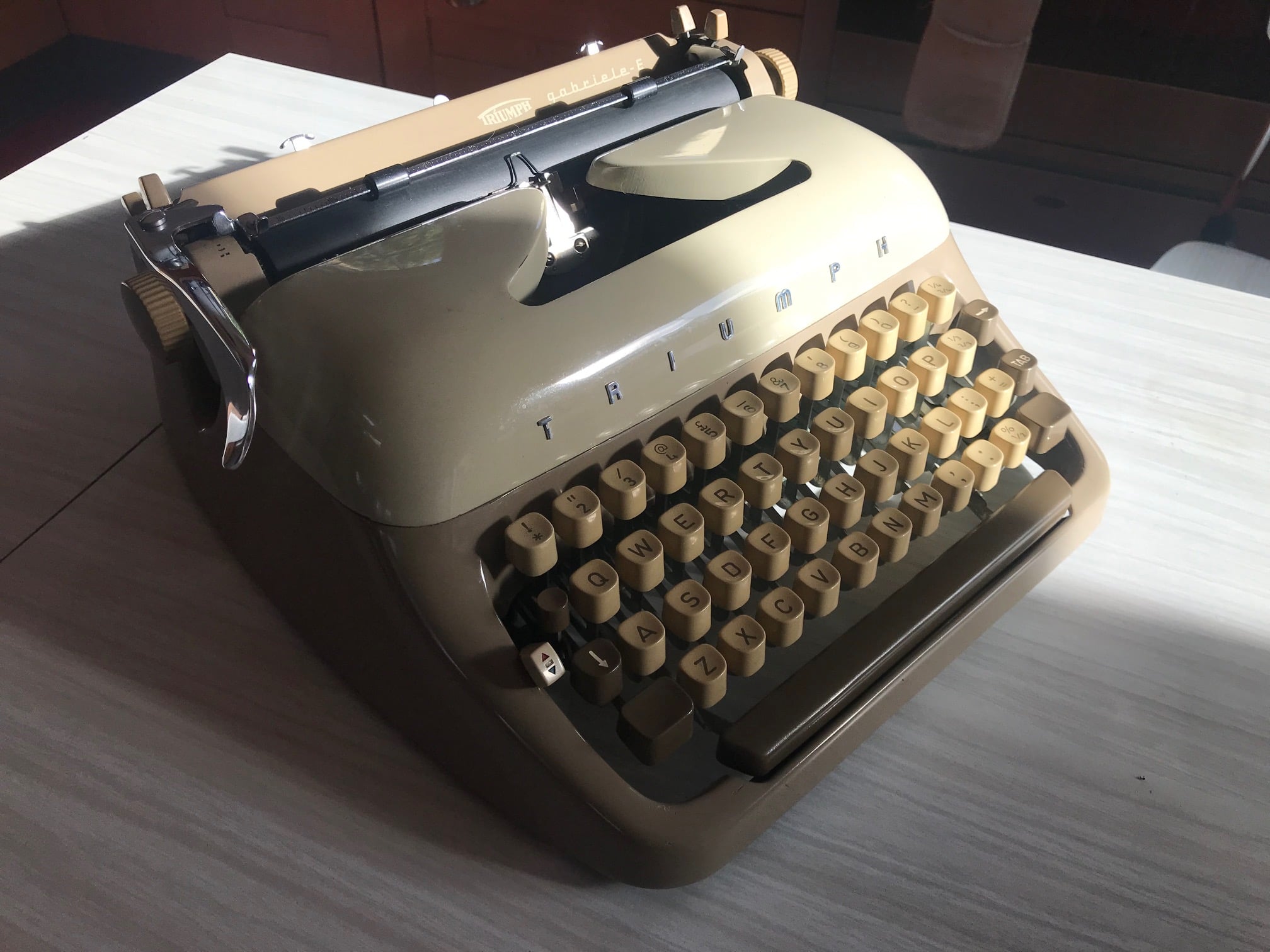 What are thoughts on a Triumph Gabriele-E typewriter?