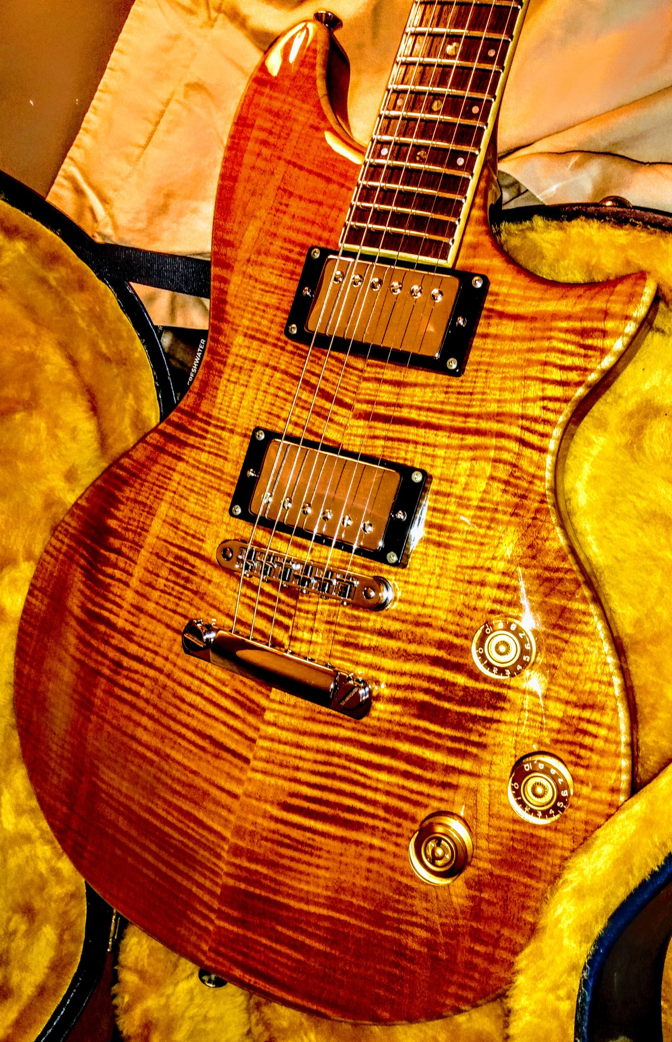 Washburn N4 Padauk 1993 Rare Padouk Black Logo Custom Made in USA!