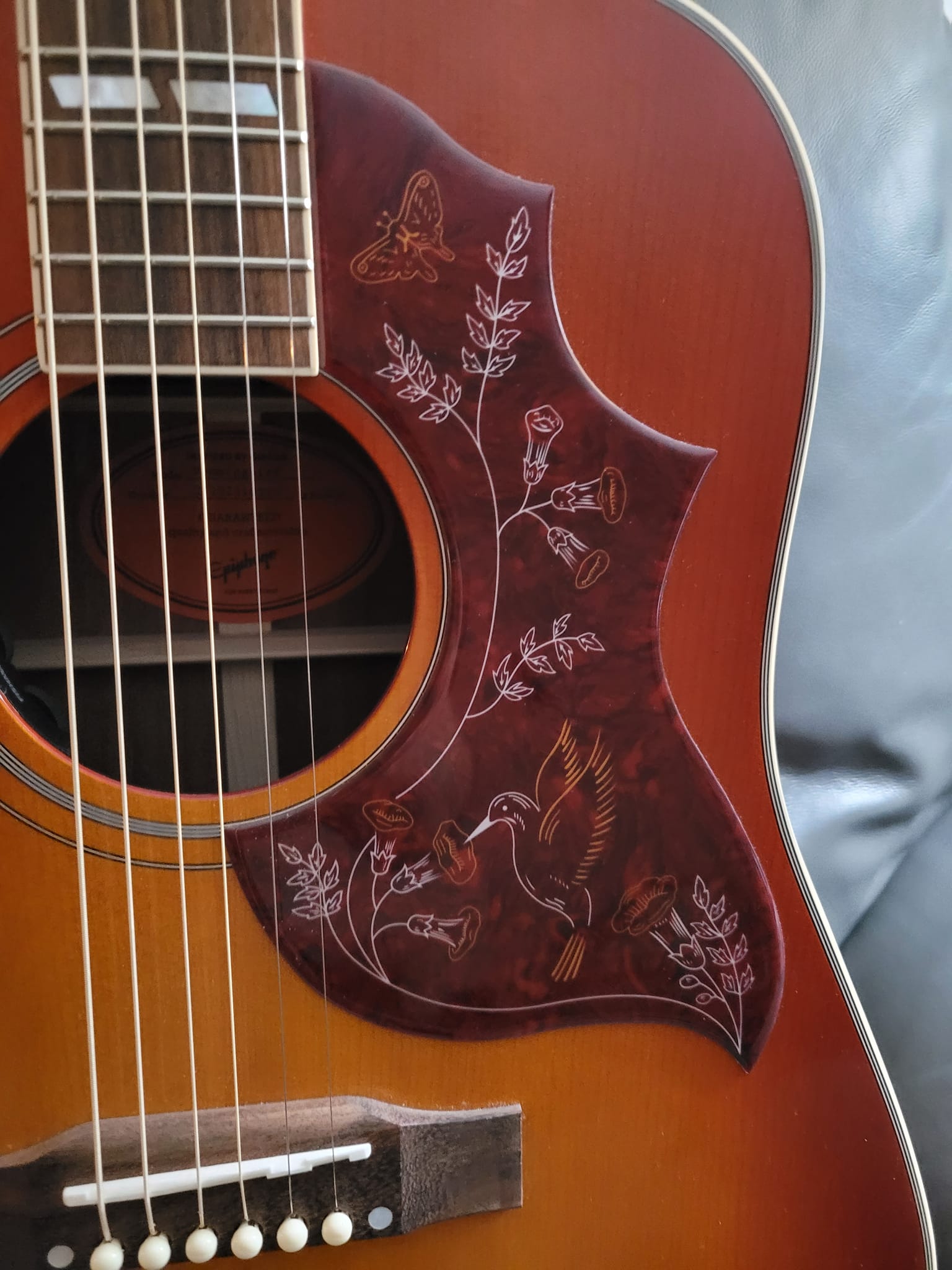 Kiso Suzuki Hummingbird guitar review