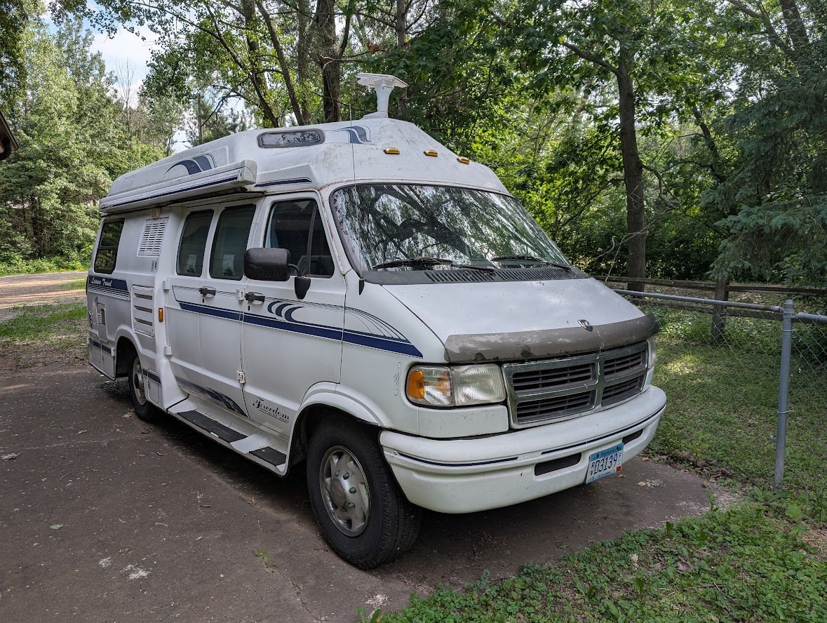 1998 Leisure Travel freedom widebody - RVs & Campers - Grant, Minnesota ...