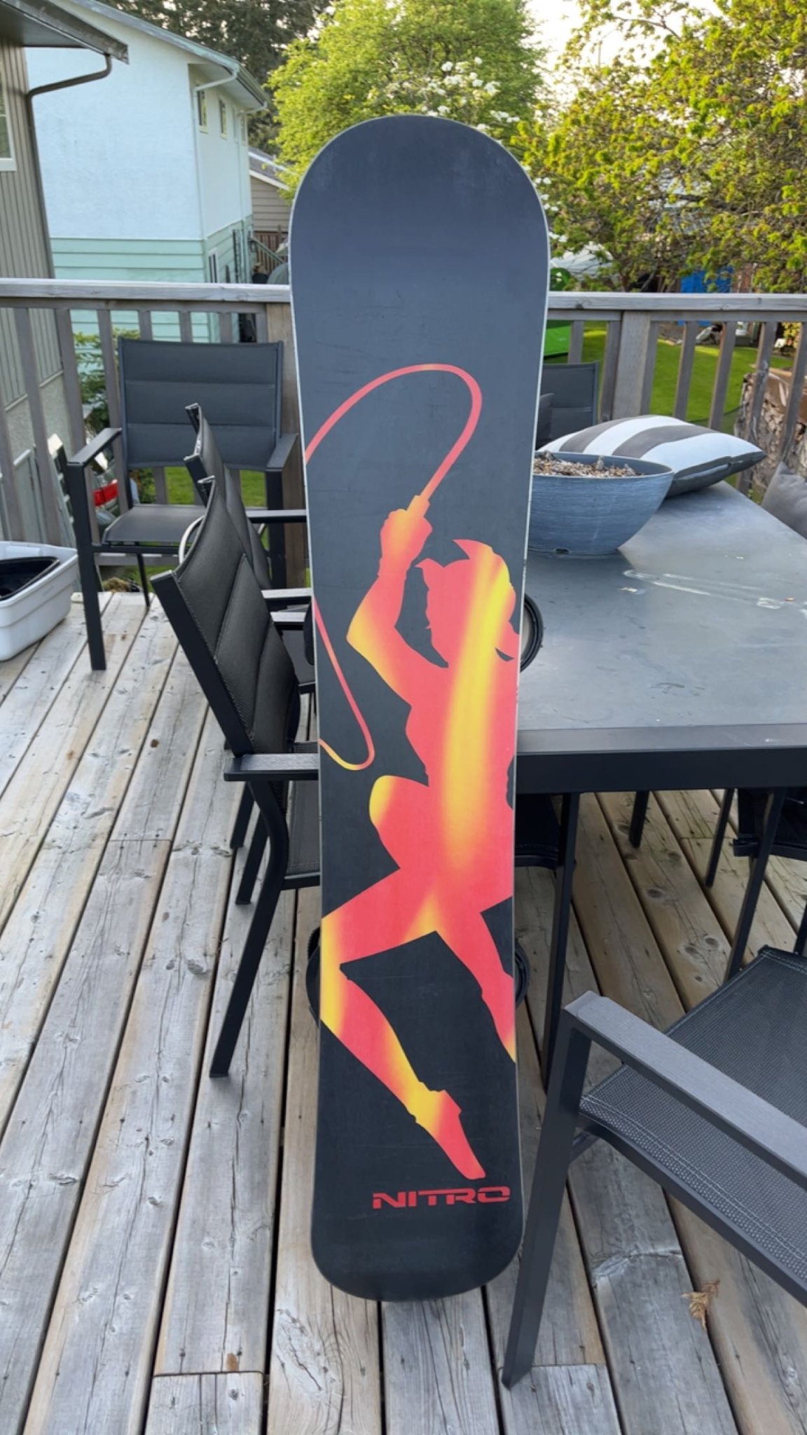 nitro black widow snowboard Squash Split the Team delivers reliable performance across all conditions Nitro Team Pro x Marcus