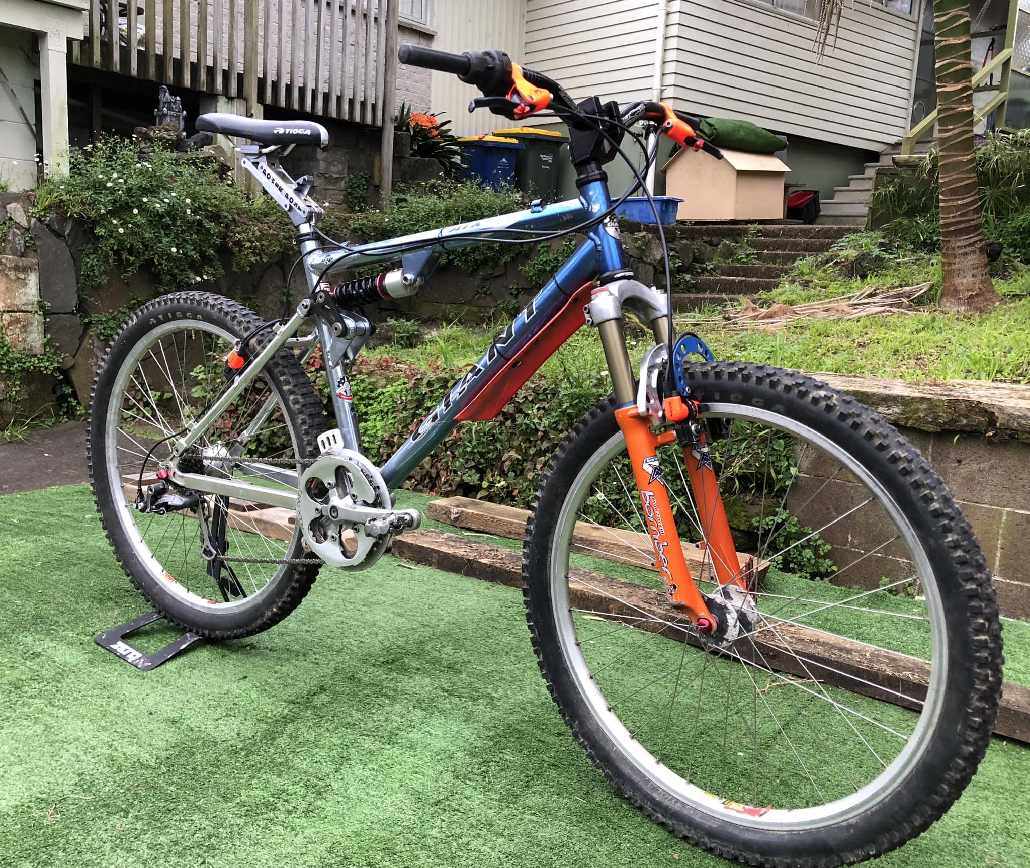 1996 Giant ATX vintage mountain bike