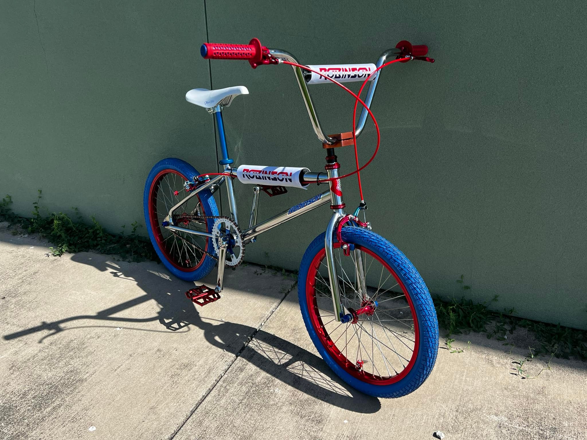 Restoring 93 Robinson SST with old school vibe