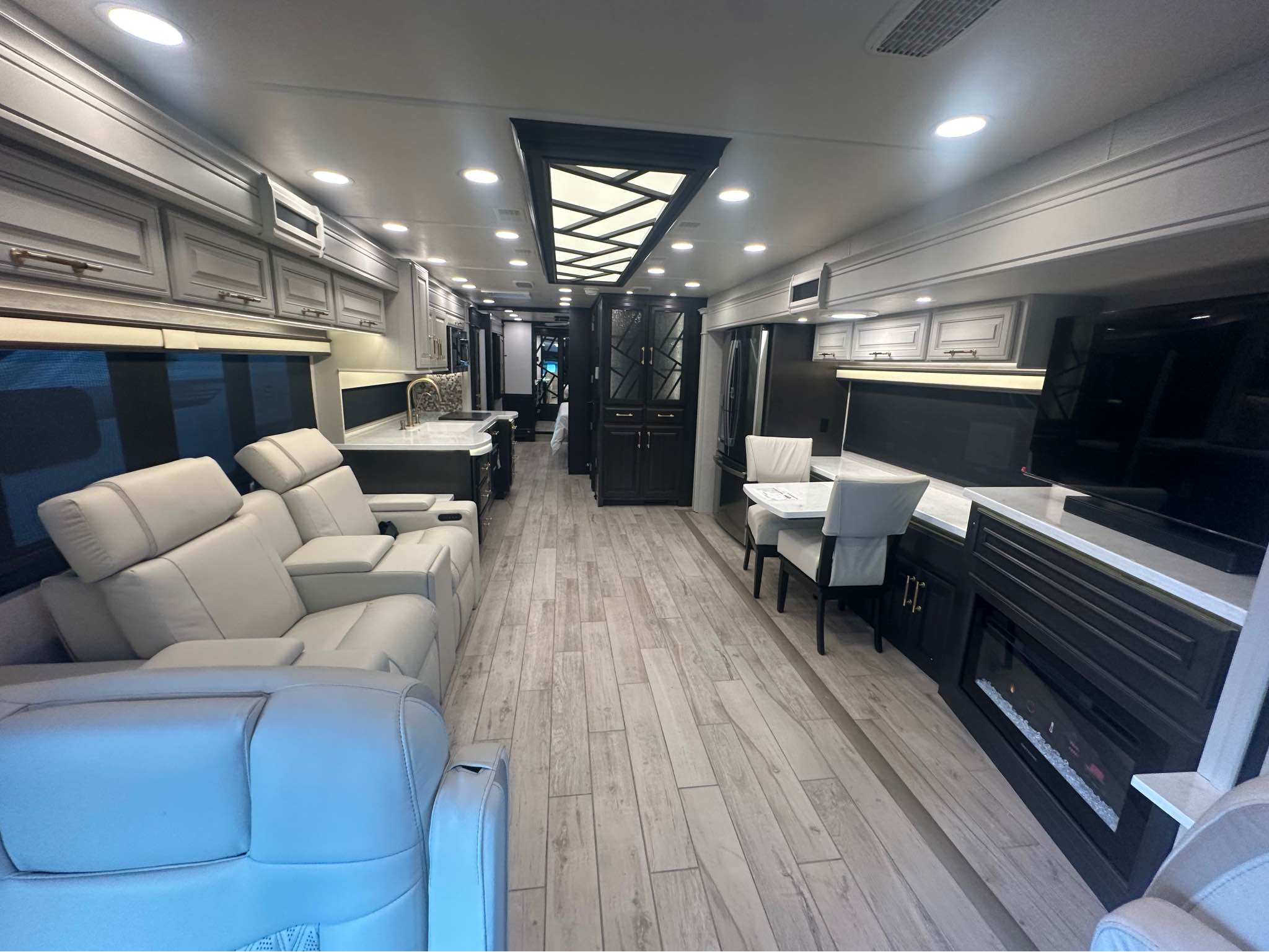 2026 Entegra Cornerstone 45B 605HP - Buses - Orlando, Florida ...