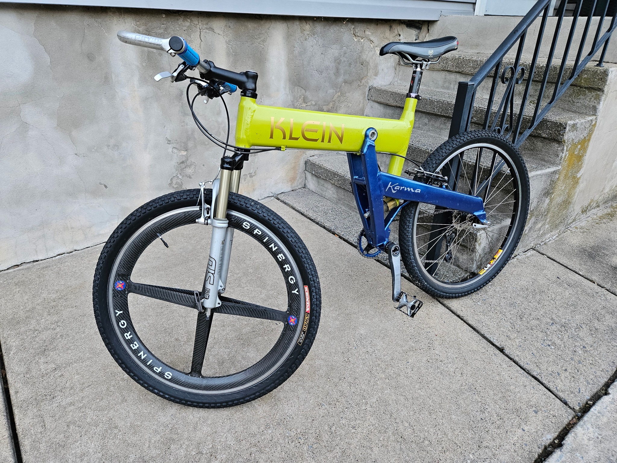Restoring a bike frame found on Craigslist