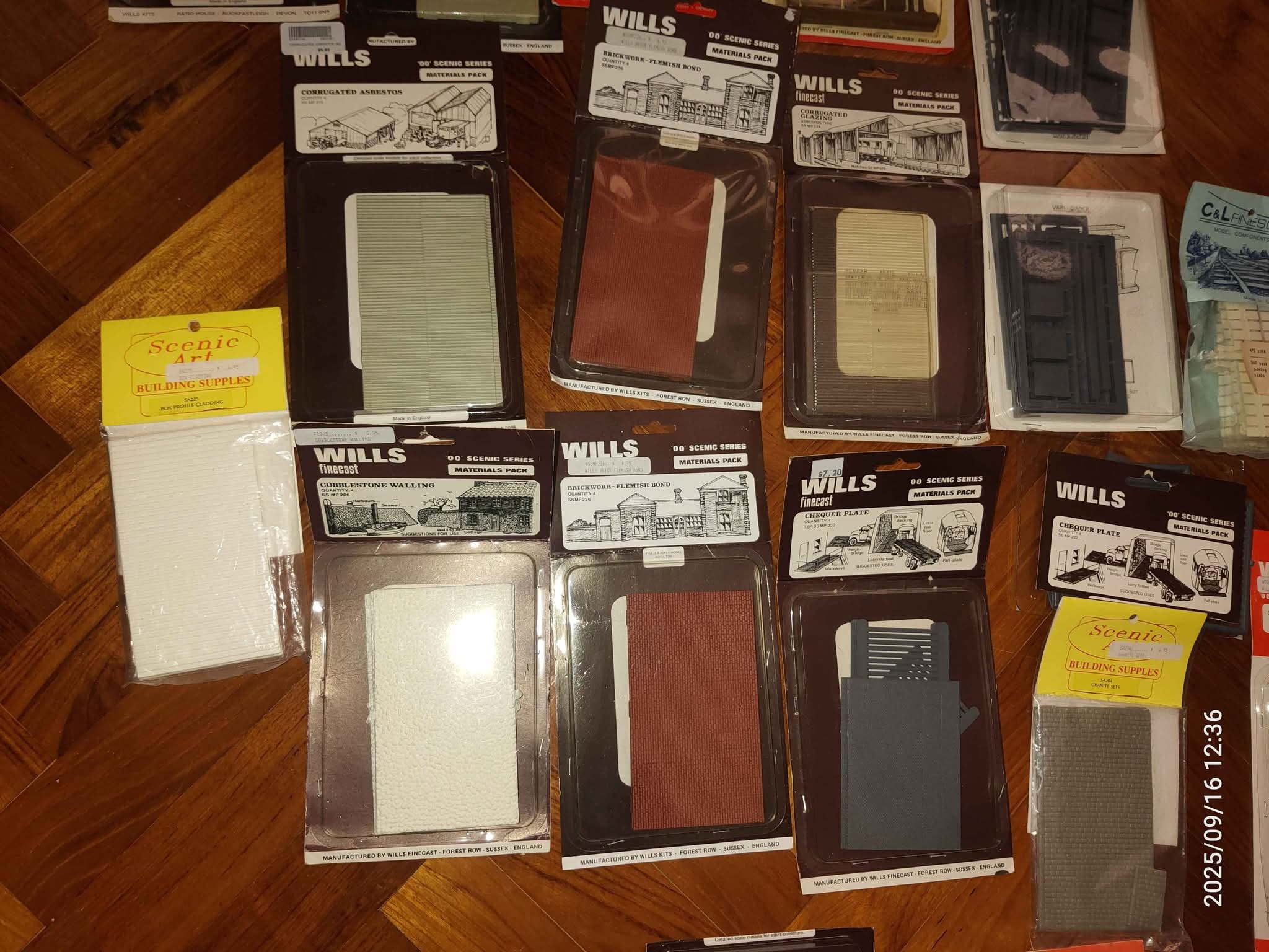 Model railway OO scale fencing, cladding, paving etc