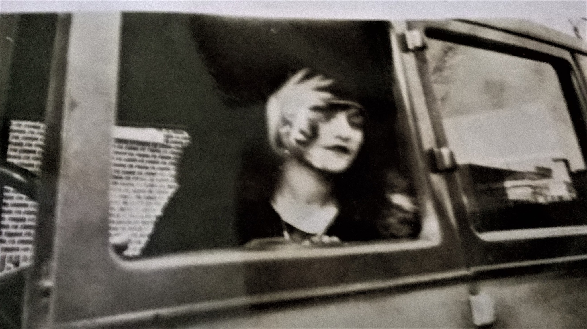 This photo of Minnie and Lydia Metzger was taken around 1924.