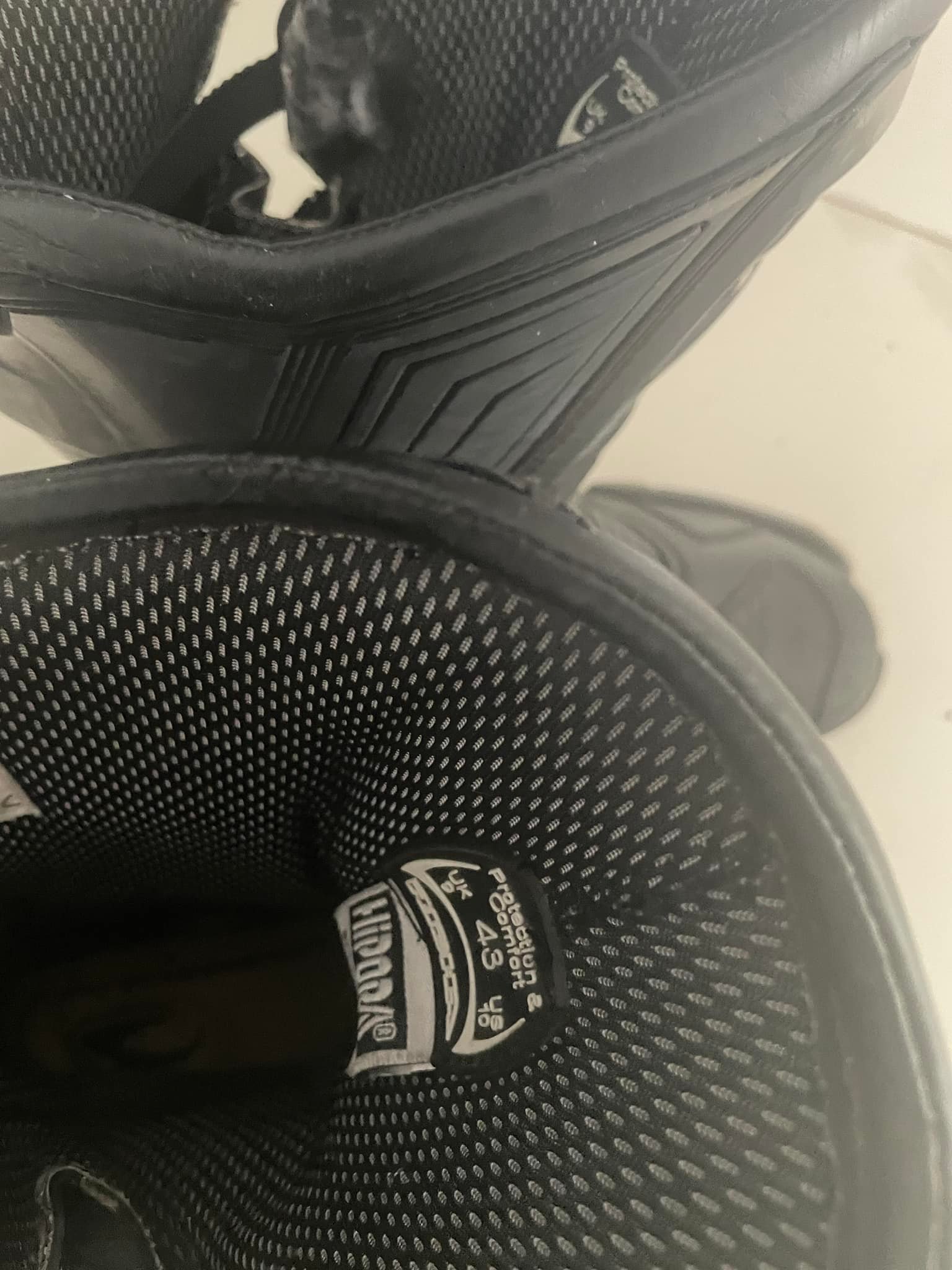 Riding boots Dainese Atipica Air 2 Size 10 In excellent condition 