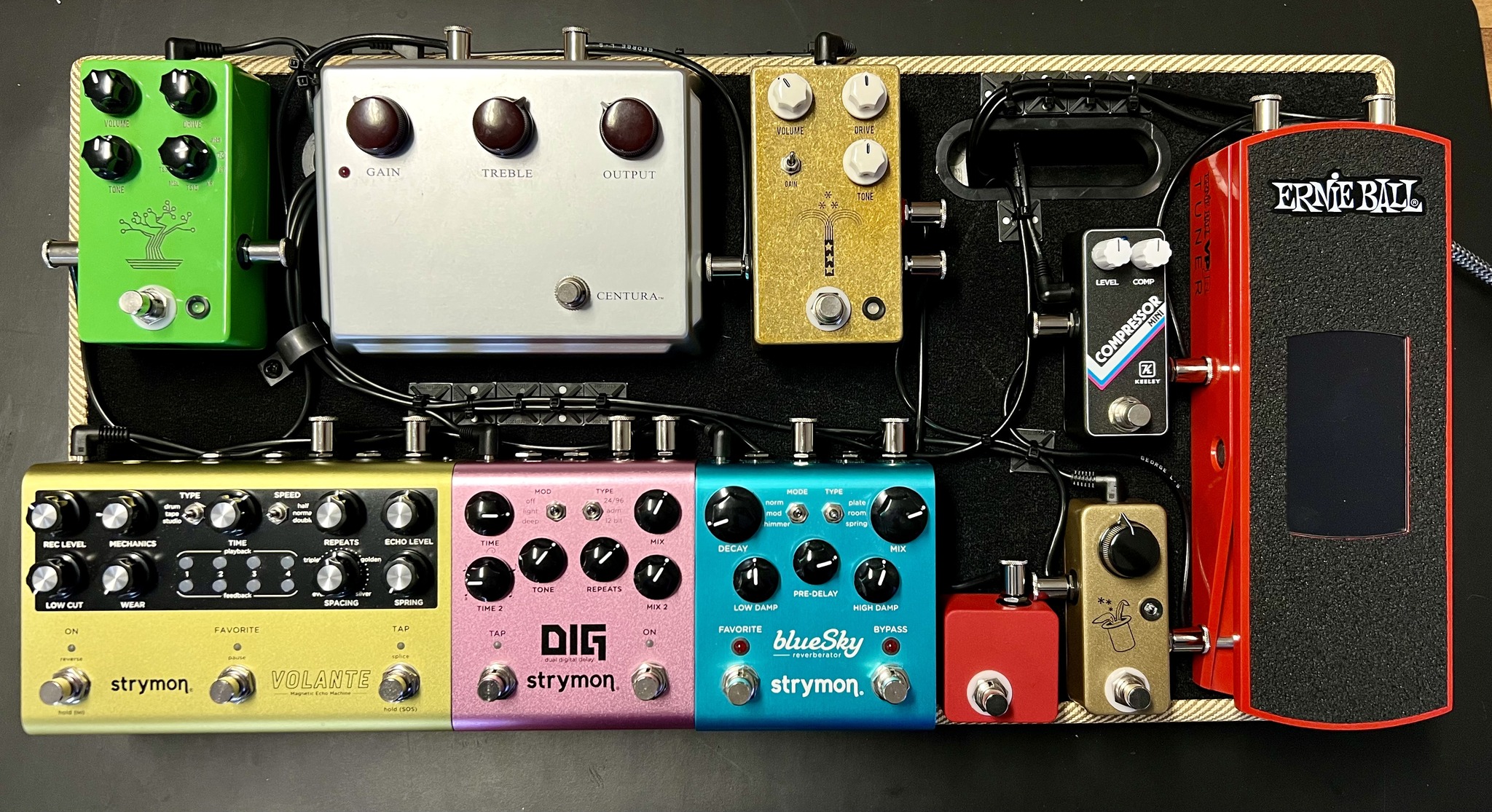 I traded some new pedals and picked up a vintage JHS Emperor V1