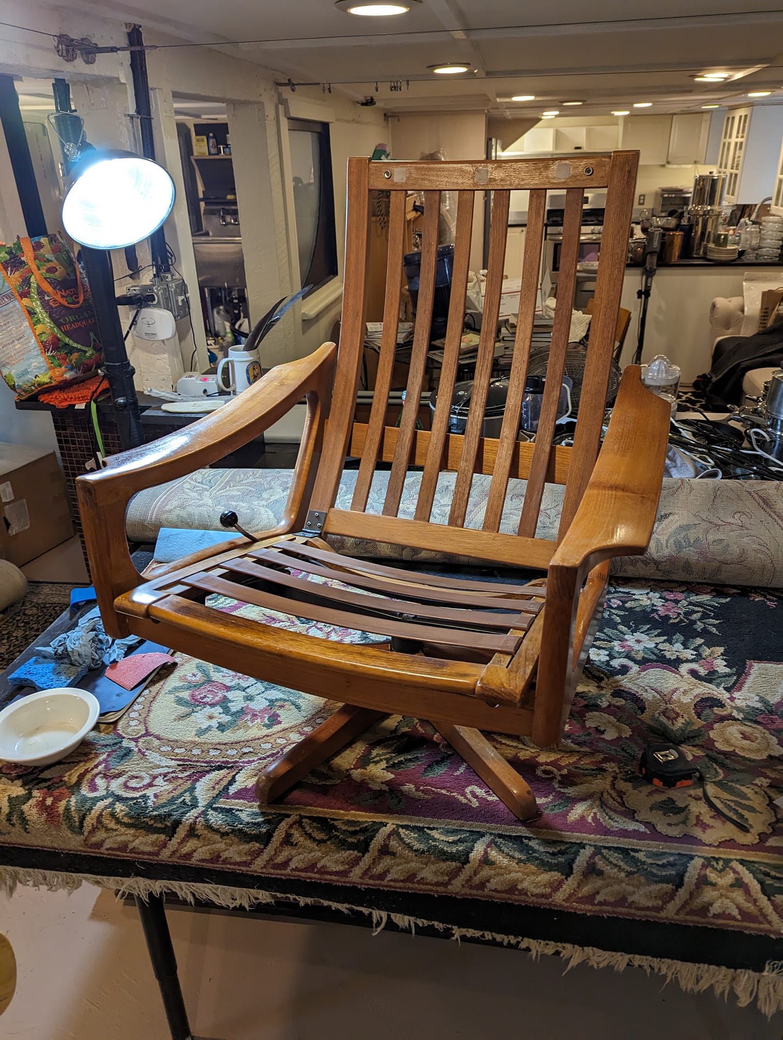 Identifying and selling a vintage Danish chair?