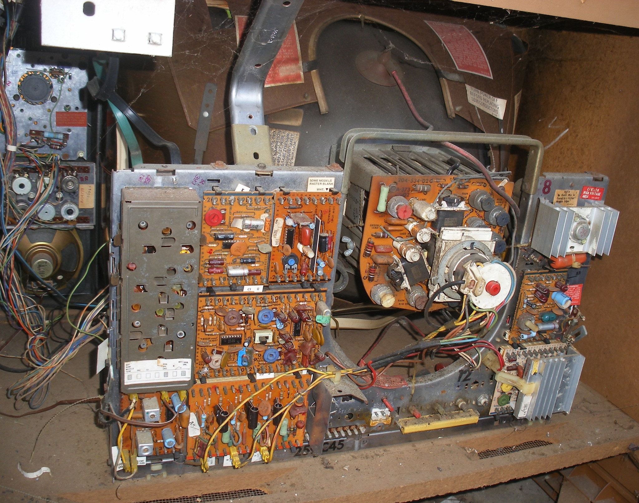 Restoring 1976 Zenith Chromacolor II TV