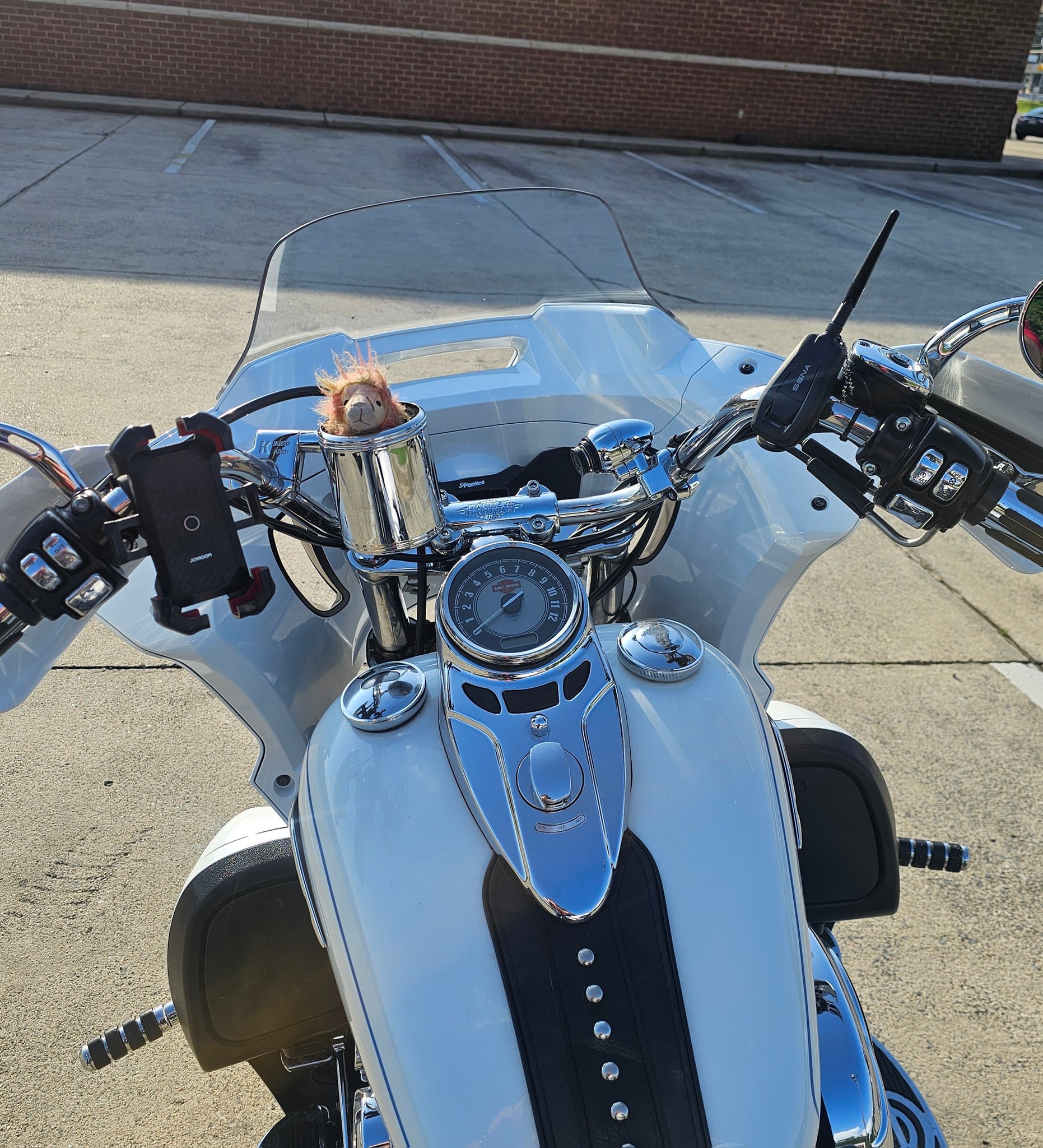 Customizing 2012 heritage softail motorcycle