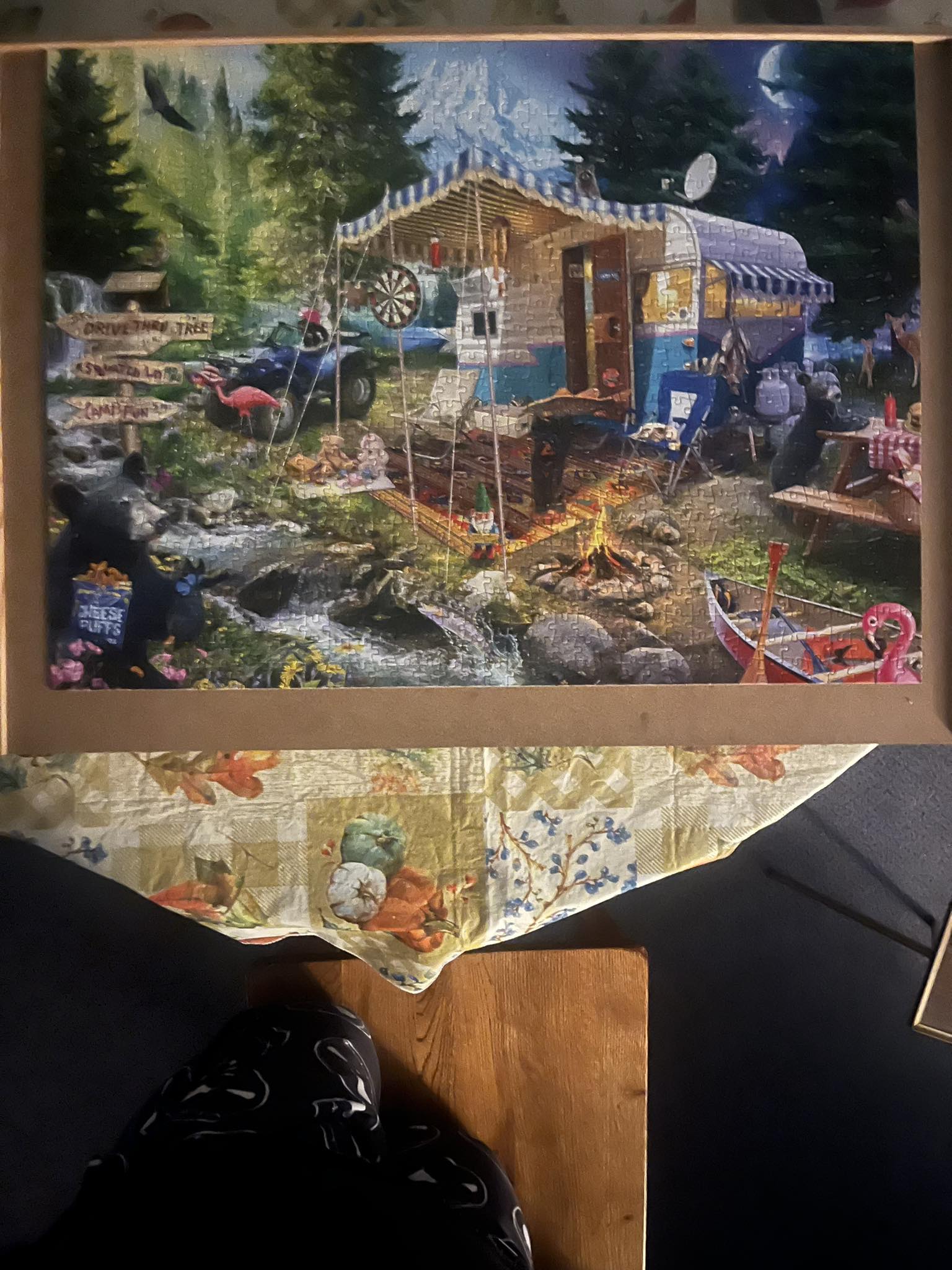 Damaged Box: THOMAS McKNIGHT 1000-piece Puzzle