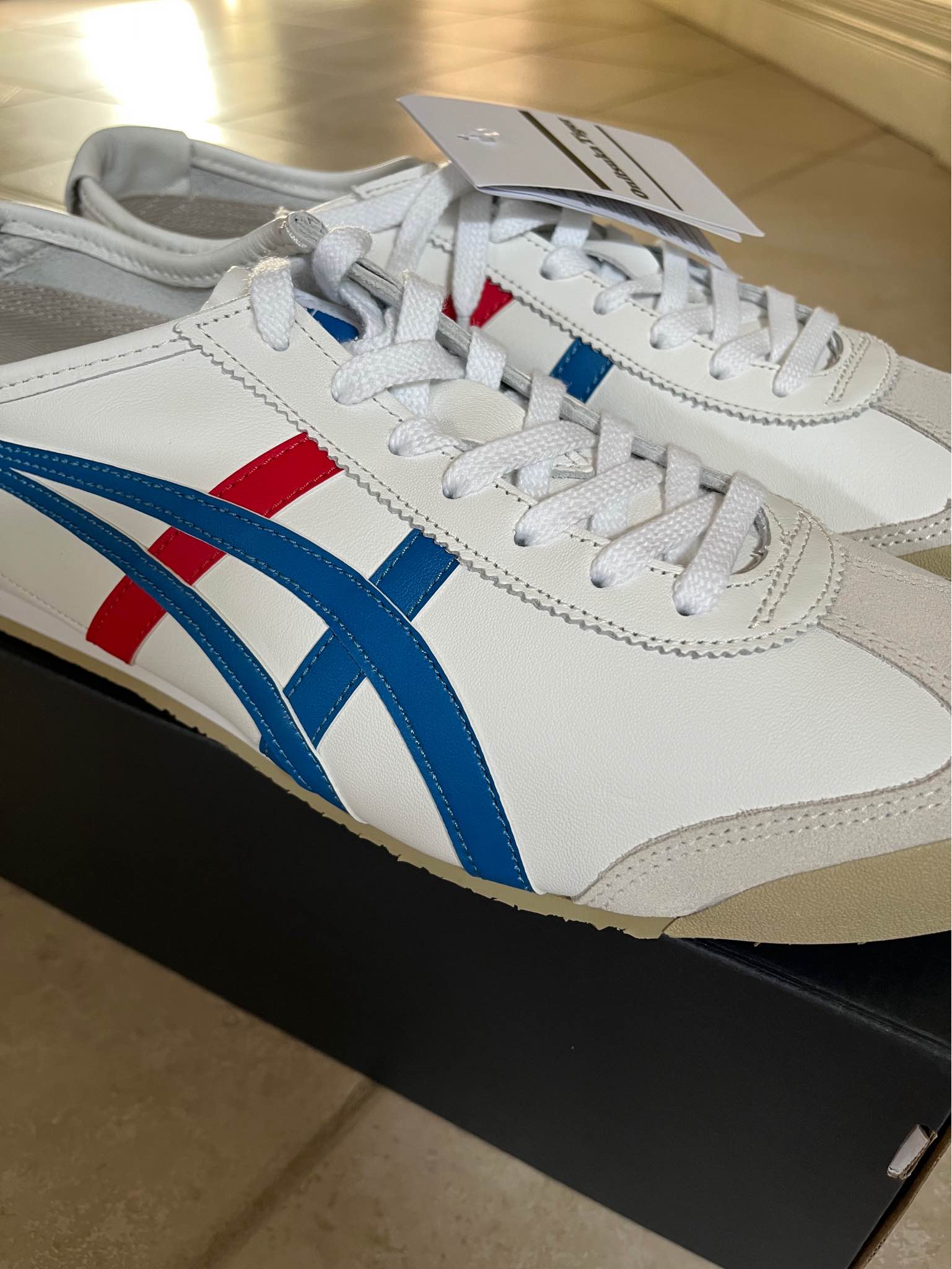 Brand new Onitsuka Tiger shoes for sale, size men's 11, purchased