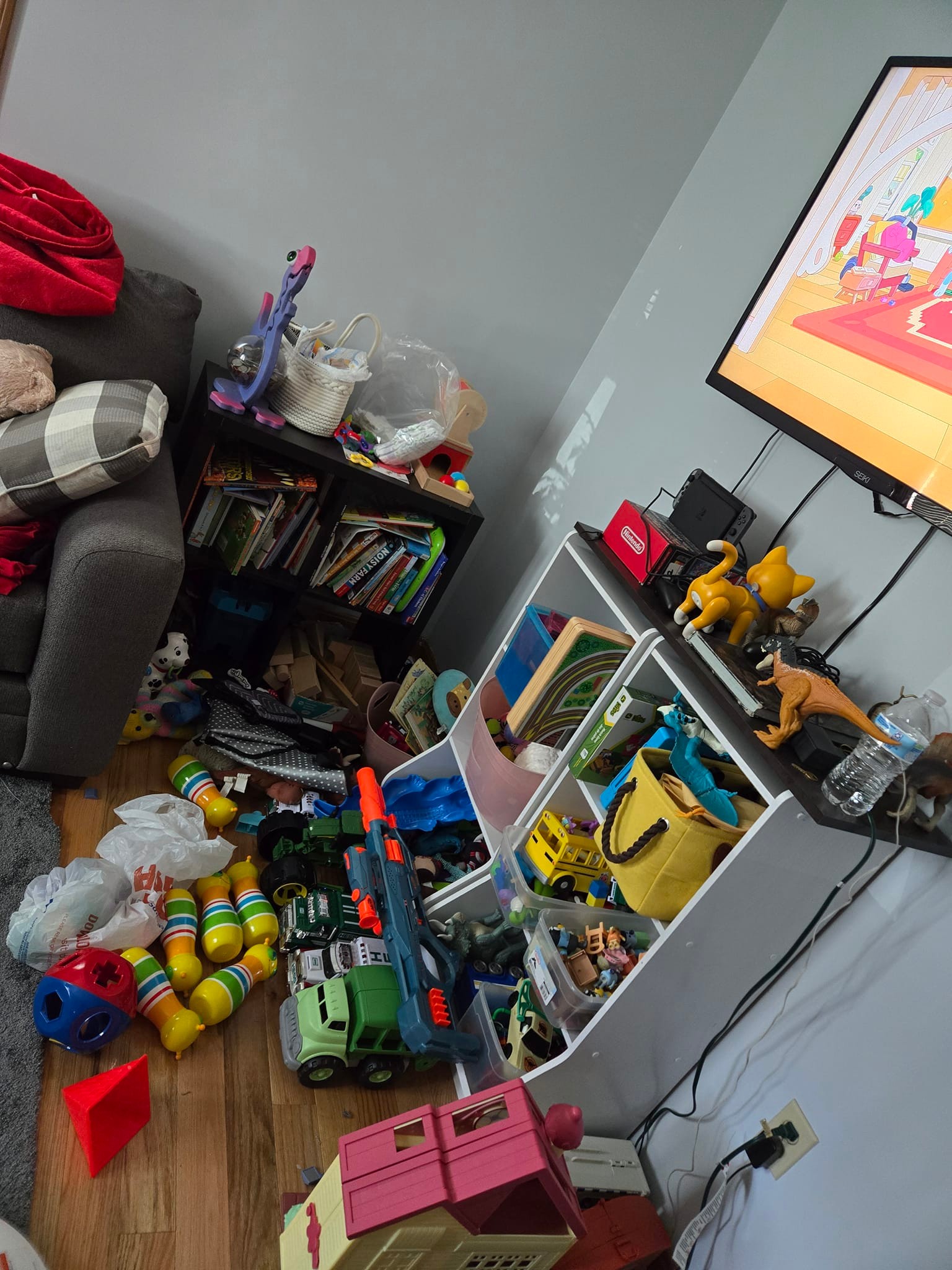 Toy storage ideas for living room rotations