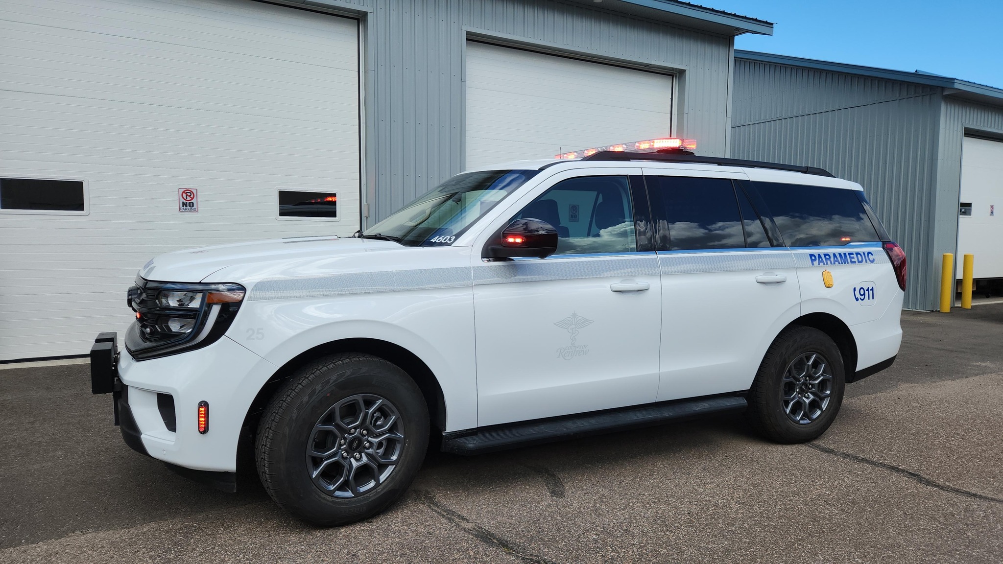 New paramedic emergency response vehicle