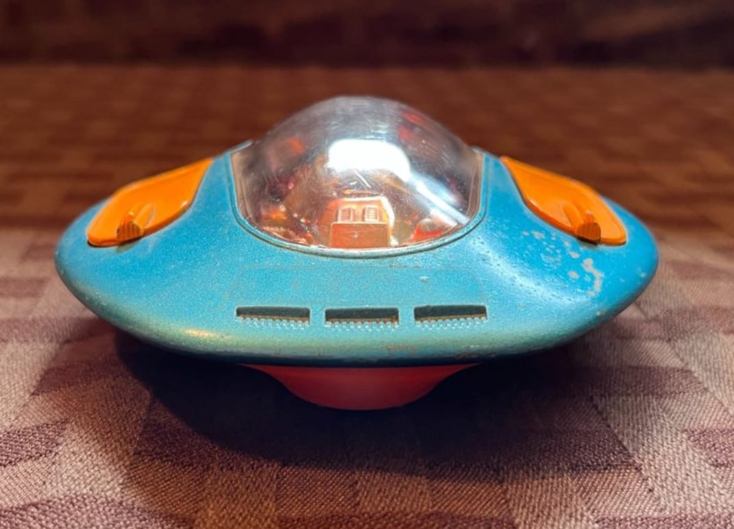 1976 BLUE SILVER UFO Commander 7 , UC-71 Shinsei Mini POWER Space Toy.