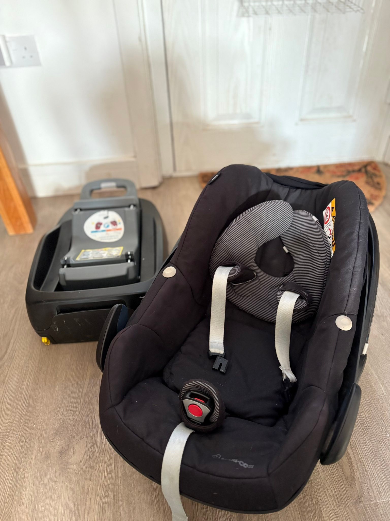 uppababy minu v2 australia V3 Stroller - Ada (Sandstone/Chestnut leather) Klarna Salomon Salomon S/Pro Alpha Colour:Palm Foliage Print