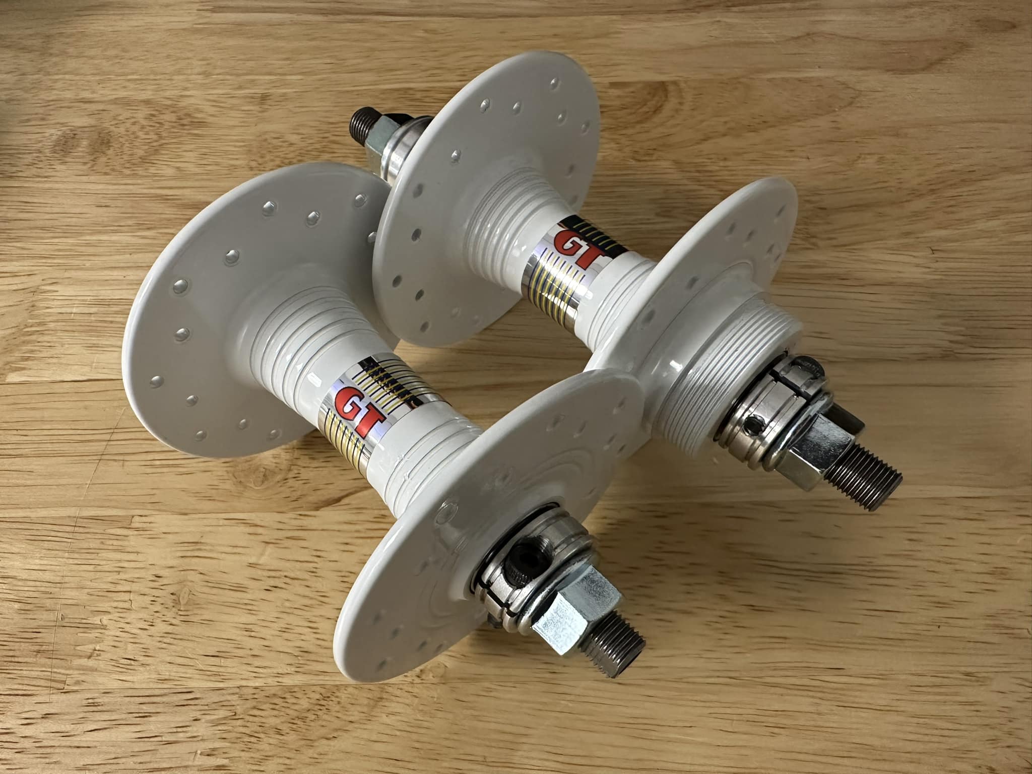 1987 GT Pro Freestyle Tour Team nos axle pegs