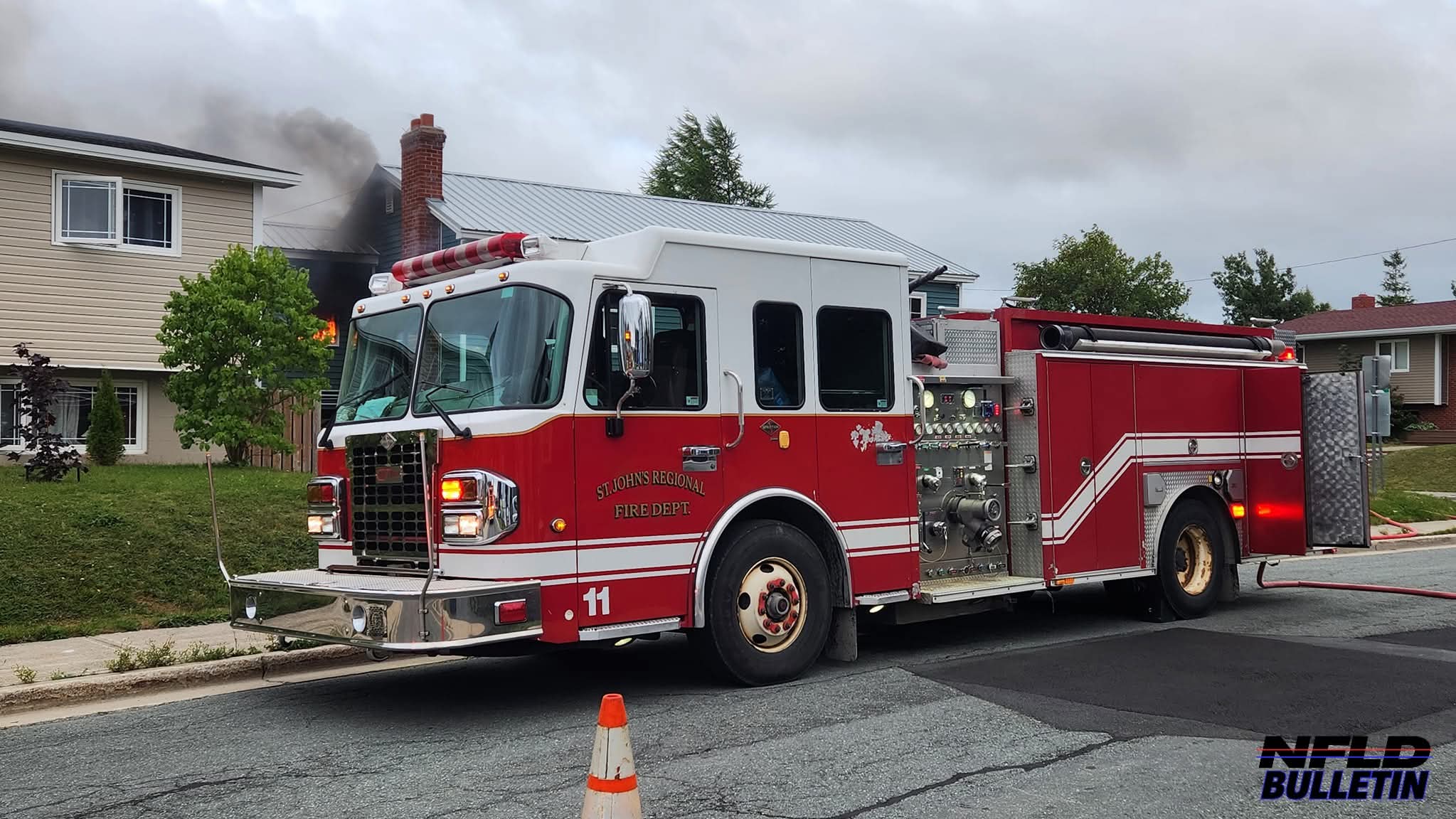 Canadian Fire and EMS | St. John's Regional FD, NL Engine 10 and Engine ...