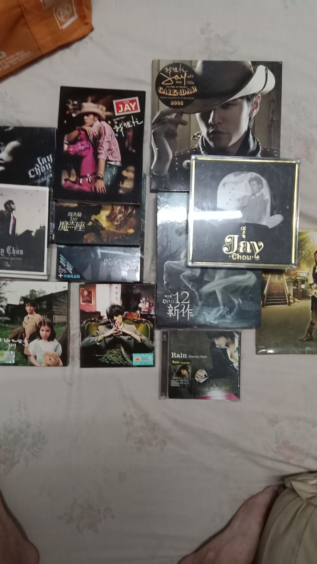 Jay Chou ( 周杰伦) 14 LP box set just arrived! Customers who have