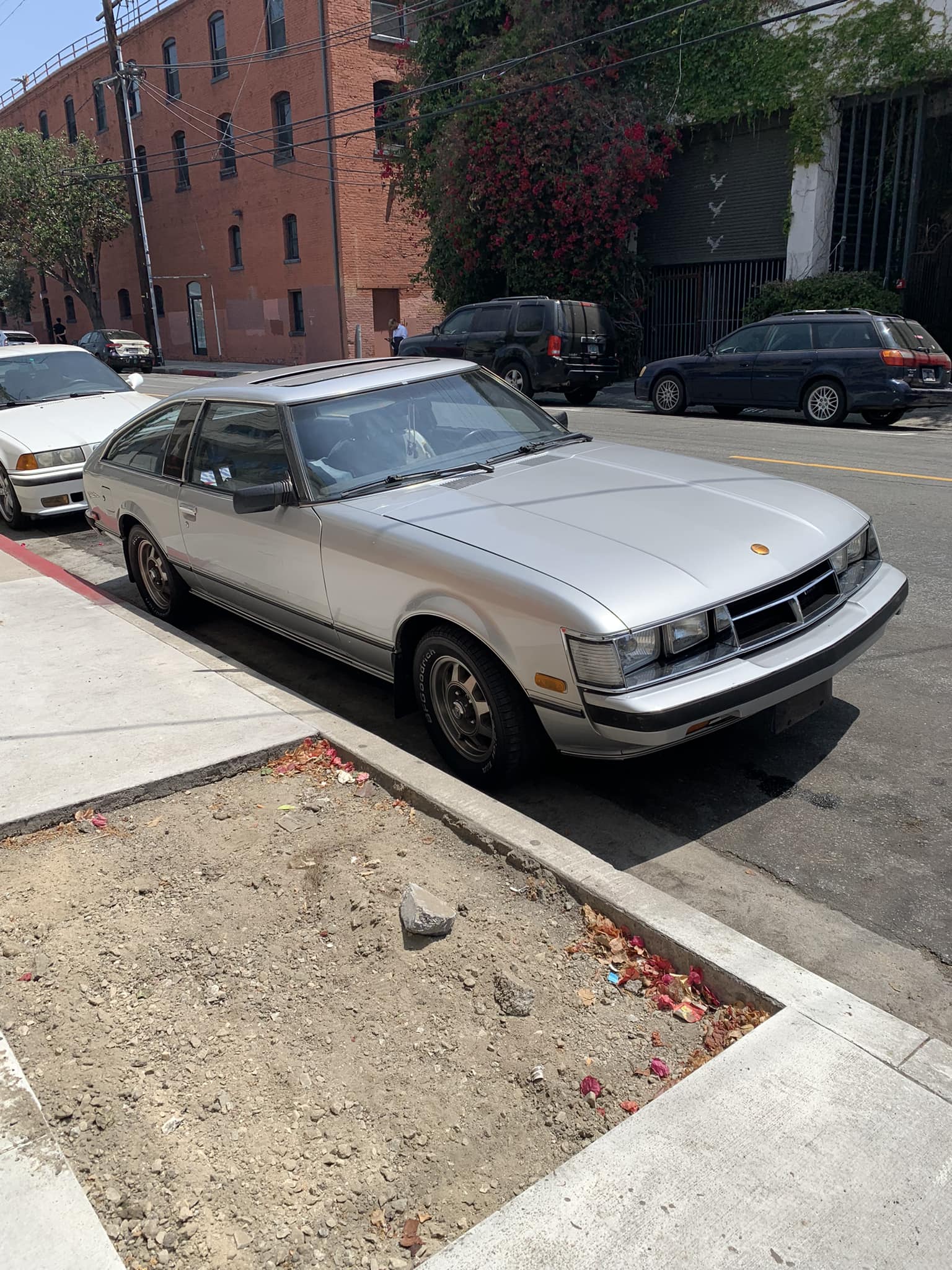 A Japanese sports car from the late 1980s. How about this beauty?