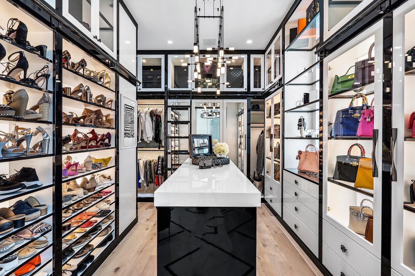 Lisa's Closet Designs at Closets Etc