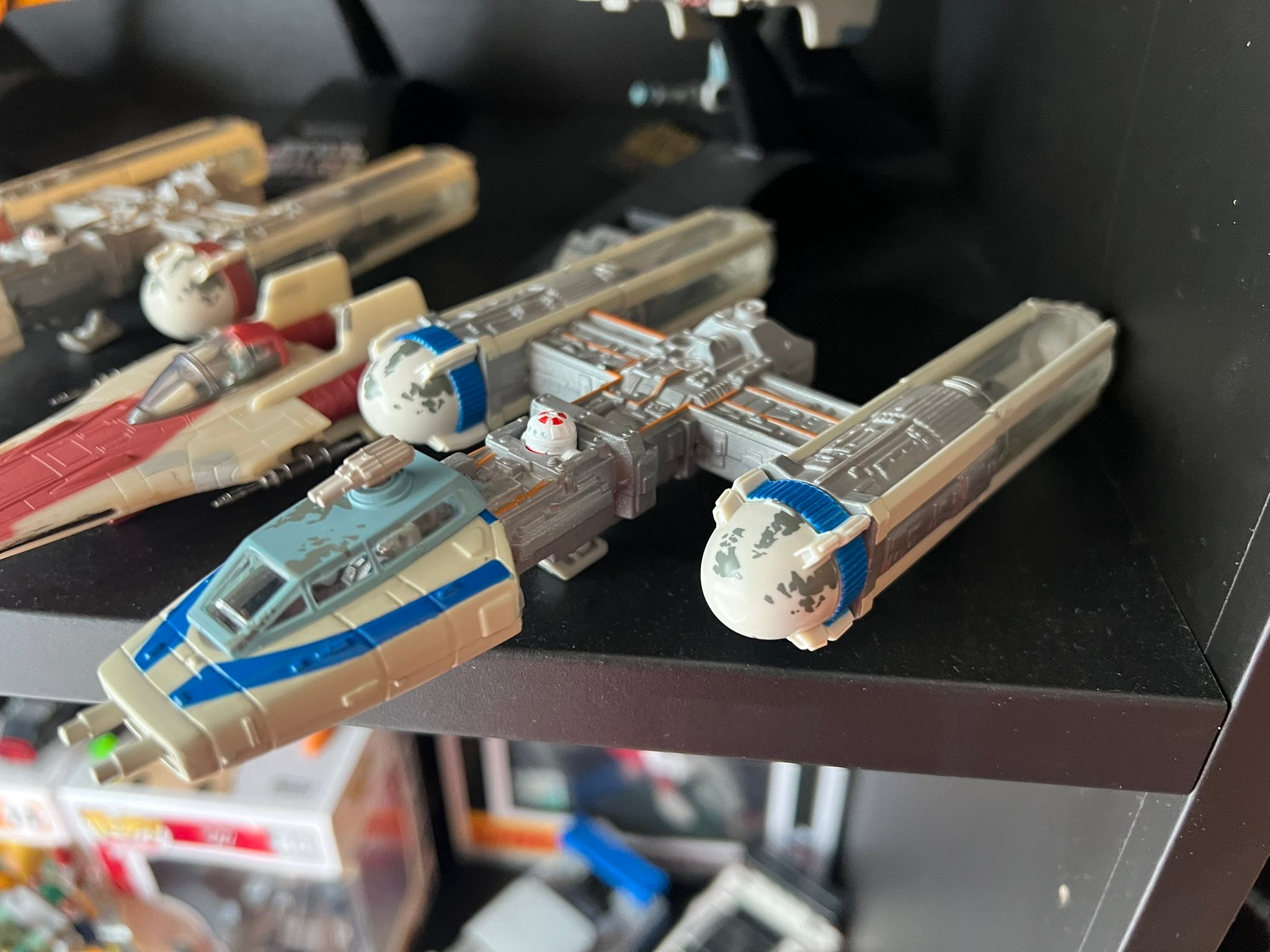 Y-wing from Blue Squadron, 1996 Galoob display picture 1