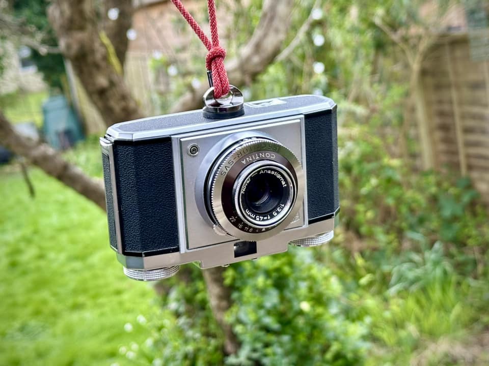 3D printed half case with strap for Zeiss Ikon Contina 1A camera