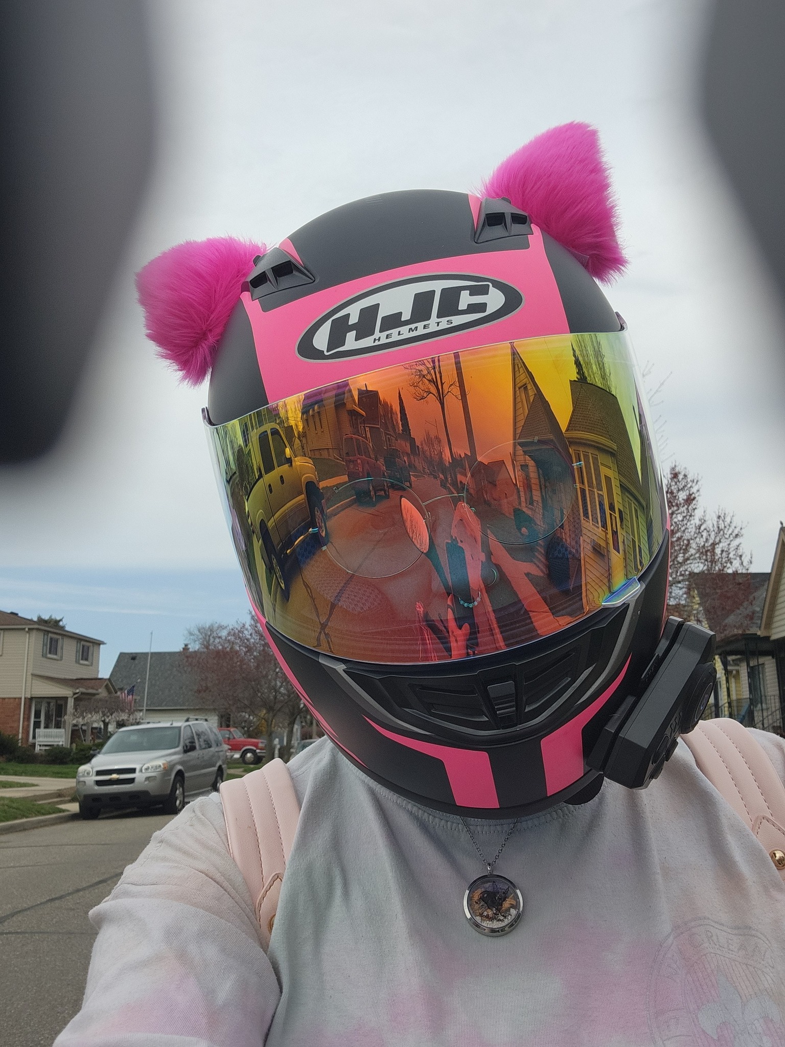 bike pants and bike helmets with removable G-Form Knee pads: Durable & Stylish XXLG / G-Form Pro Hip Pads & Pro-X2 Knee Pads The new autumn and winter cycling pants launched by rockbros have many advantages The One Piece of Gear