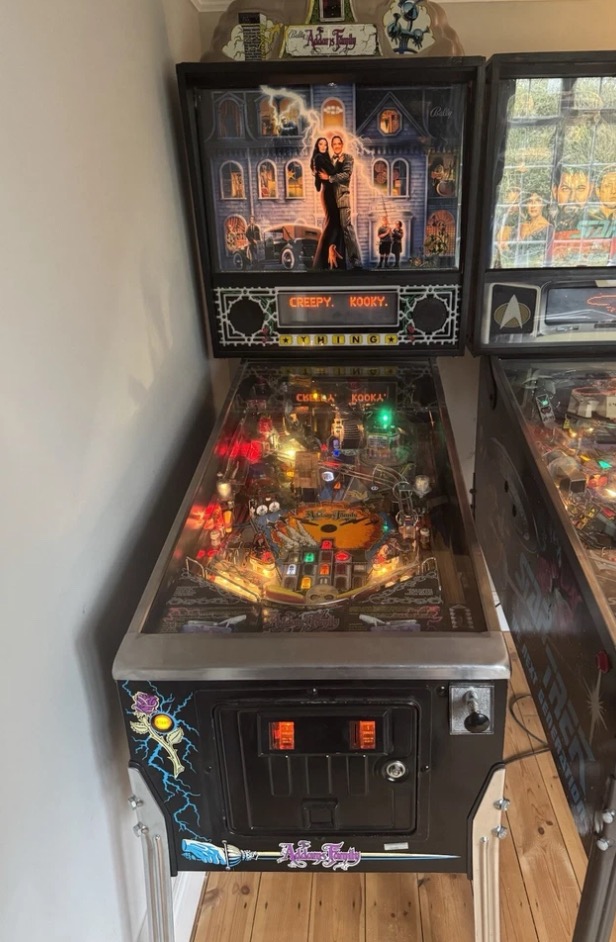 US ヴィンテージ　ピンボール Just picked up this lovely machine. Been looking for one for years