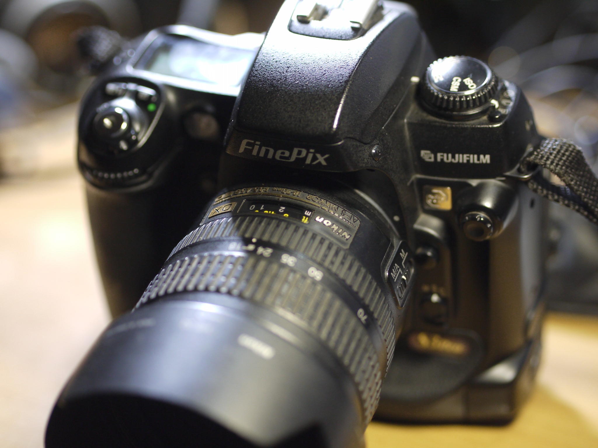 Fuji S3 Pro camera review and user experiences
