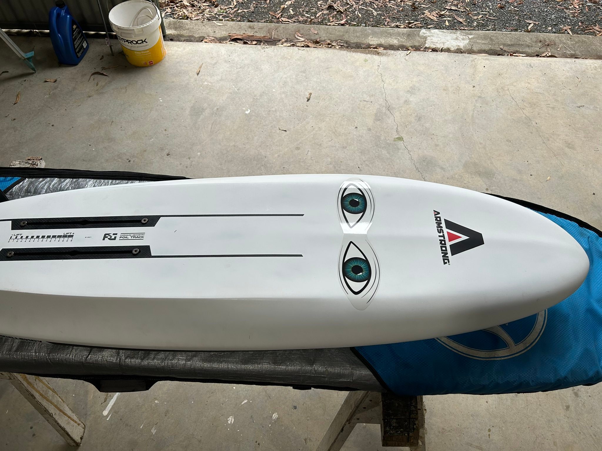 Foil Board Armstrong FG 4ft”10 x 21 x 3” x 39 litres Second owner 