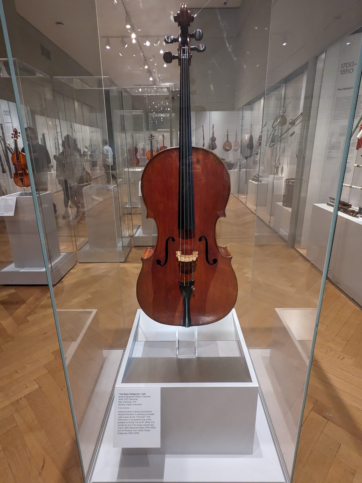 The Batta-Piatigorsky cello by Stradivari at the Met Museum in NYC