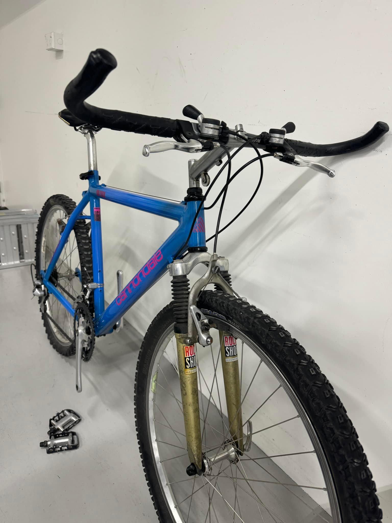 Repainted Cannondale SM2000 frame for sale