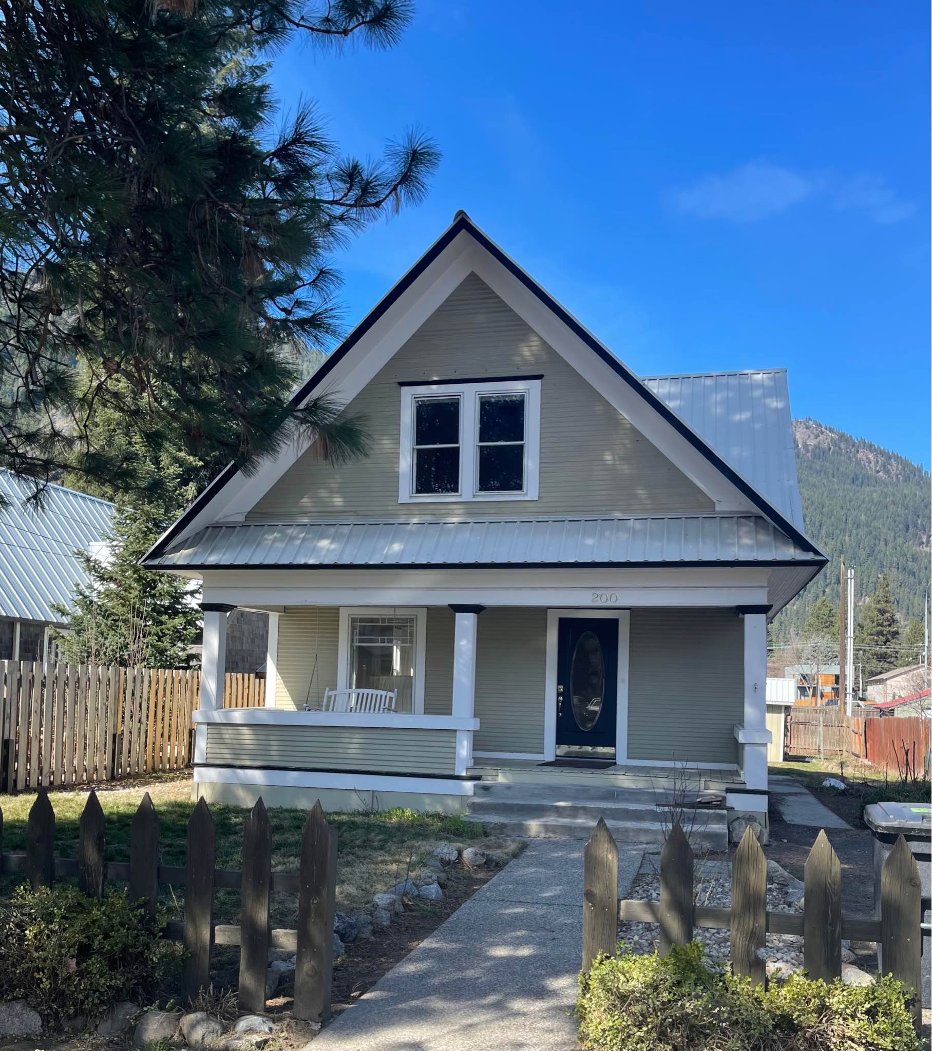 3 Beds 1.5 Baths - House - Property Rentals - Leavenworth, Washington