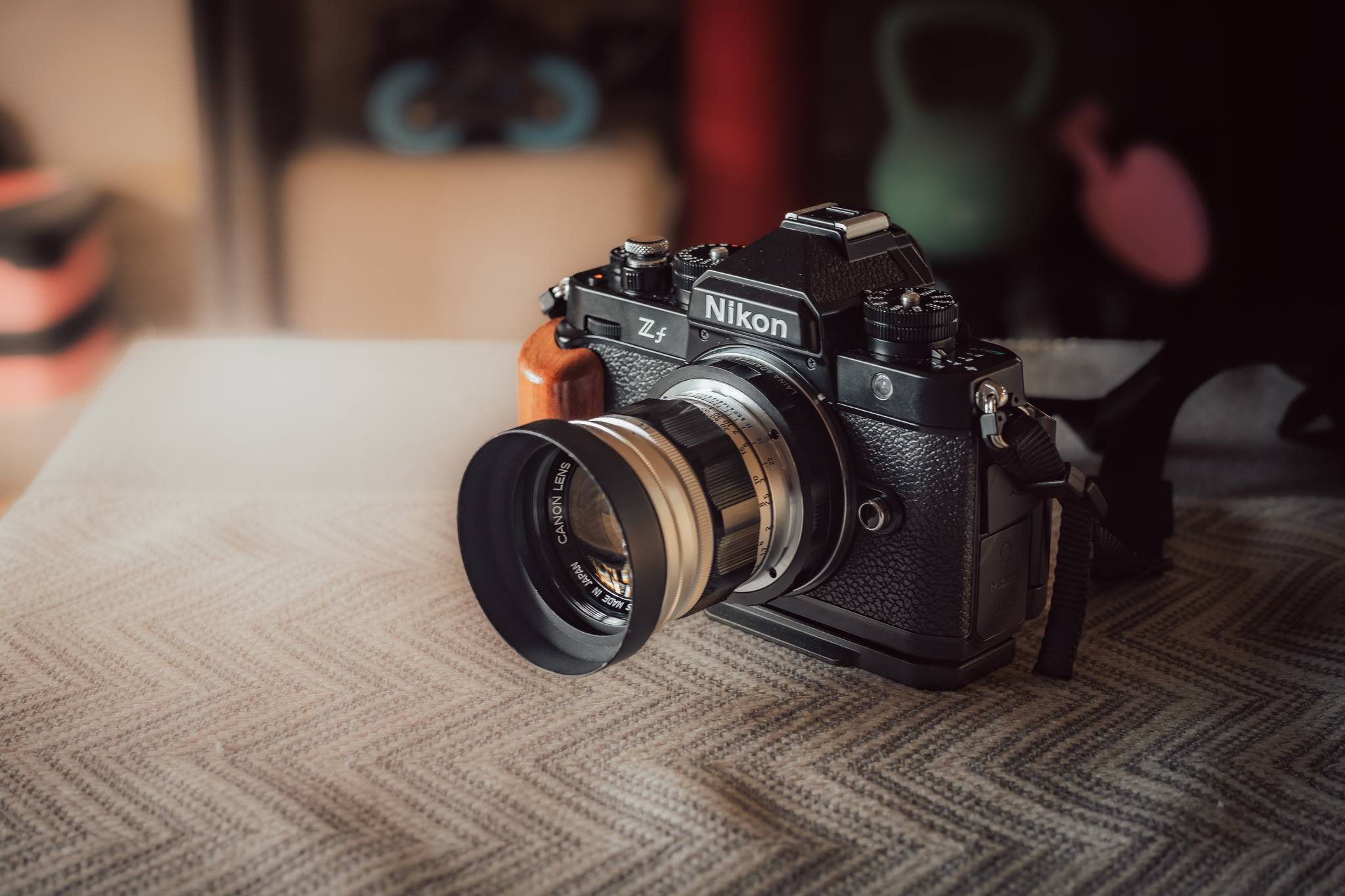 Canon Serenar 50mm f1.8 vs Leica Elmar 50mm f3.5