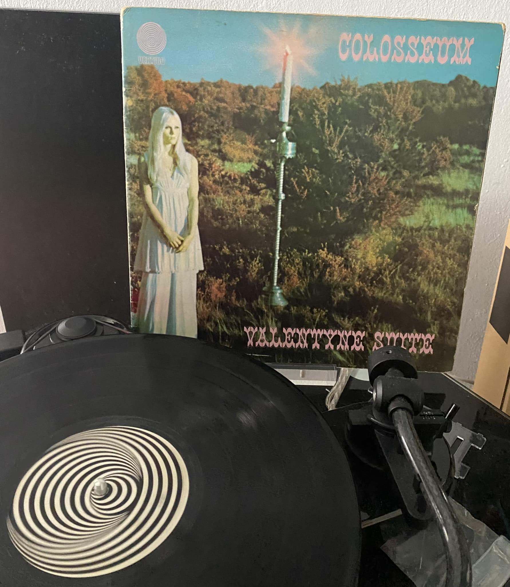 VERTIGO　　1ST + 2ND First vertigo album release in 1969