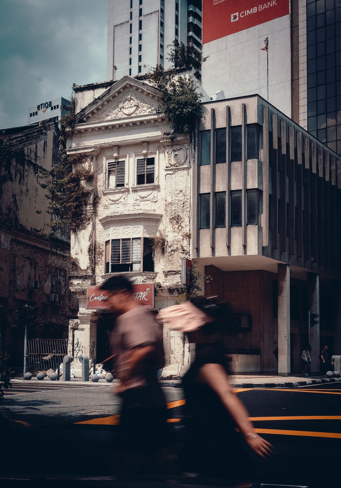 Fuji X-E5 photos with 23mm f2.8 pancake lens