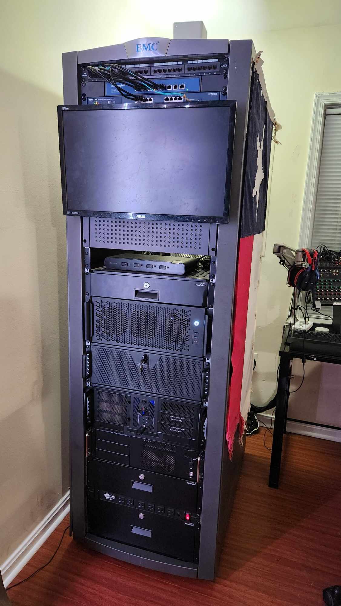 Gaming setup evolution over 18 years with Intel Core i9-12900K and