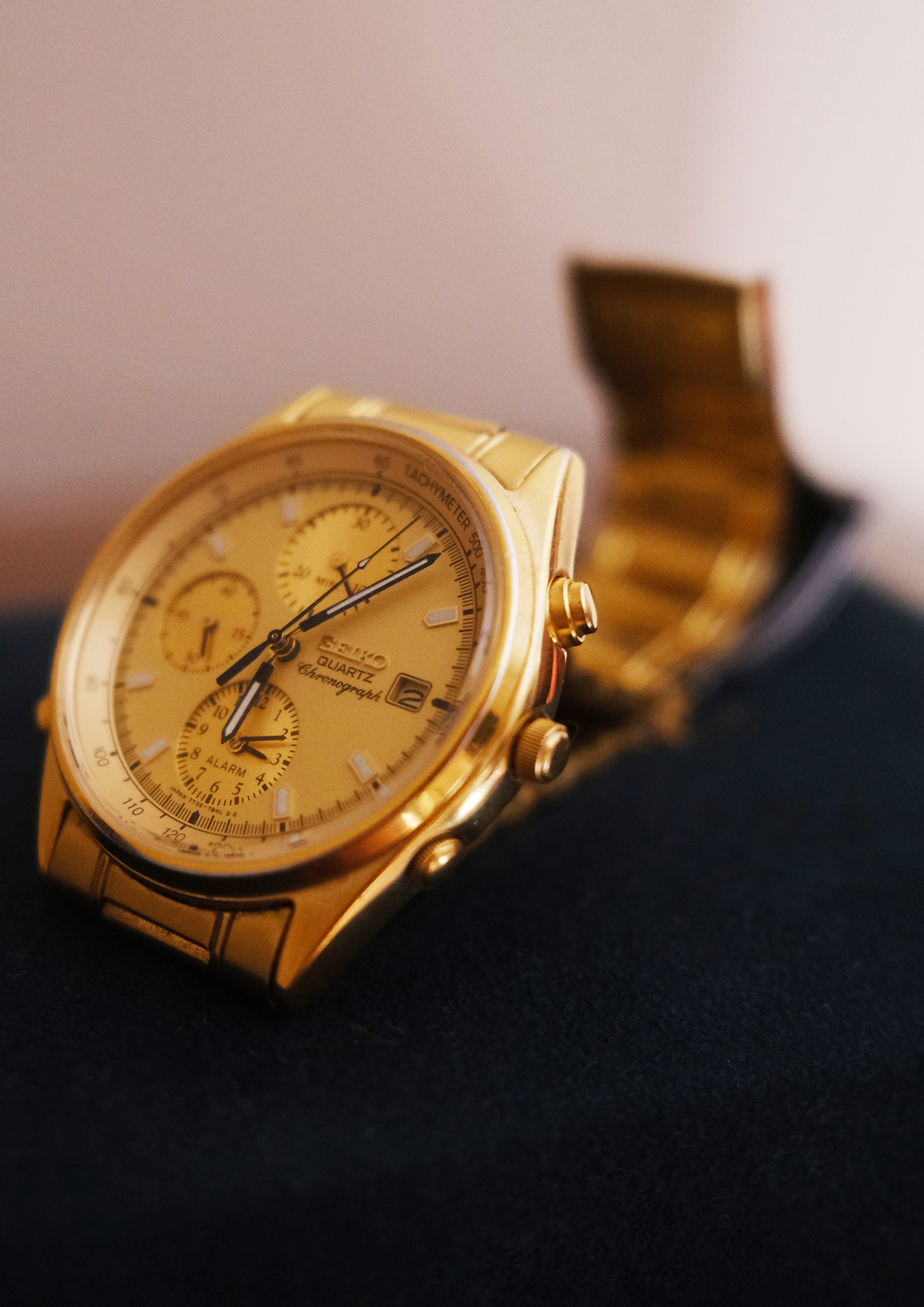 Seiko 7T32-6B9C Alarm Chronograph watch features