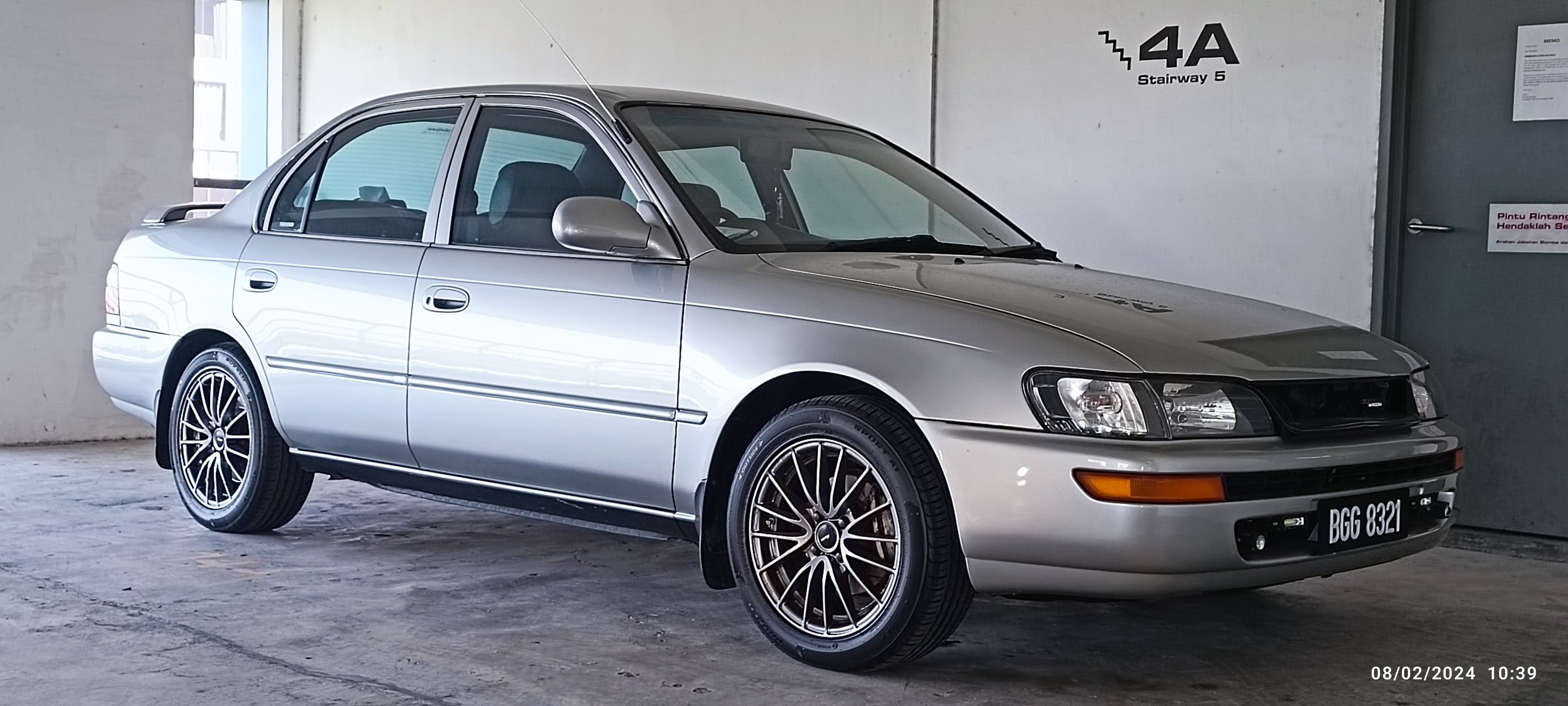Modified 1994 corolla ae101 with ae111 engine