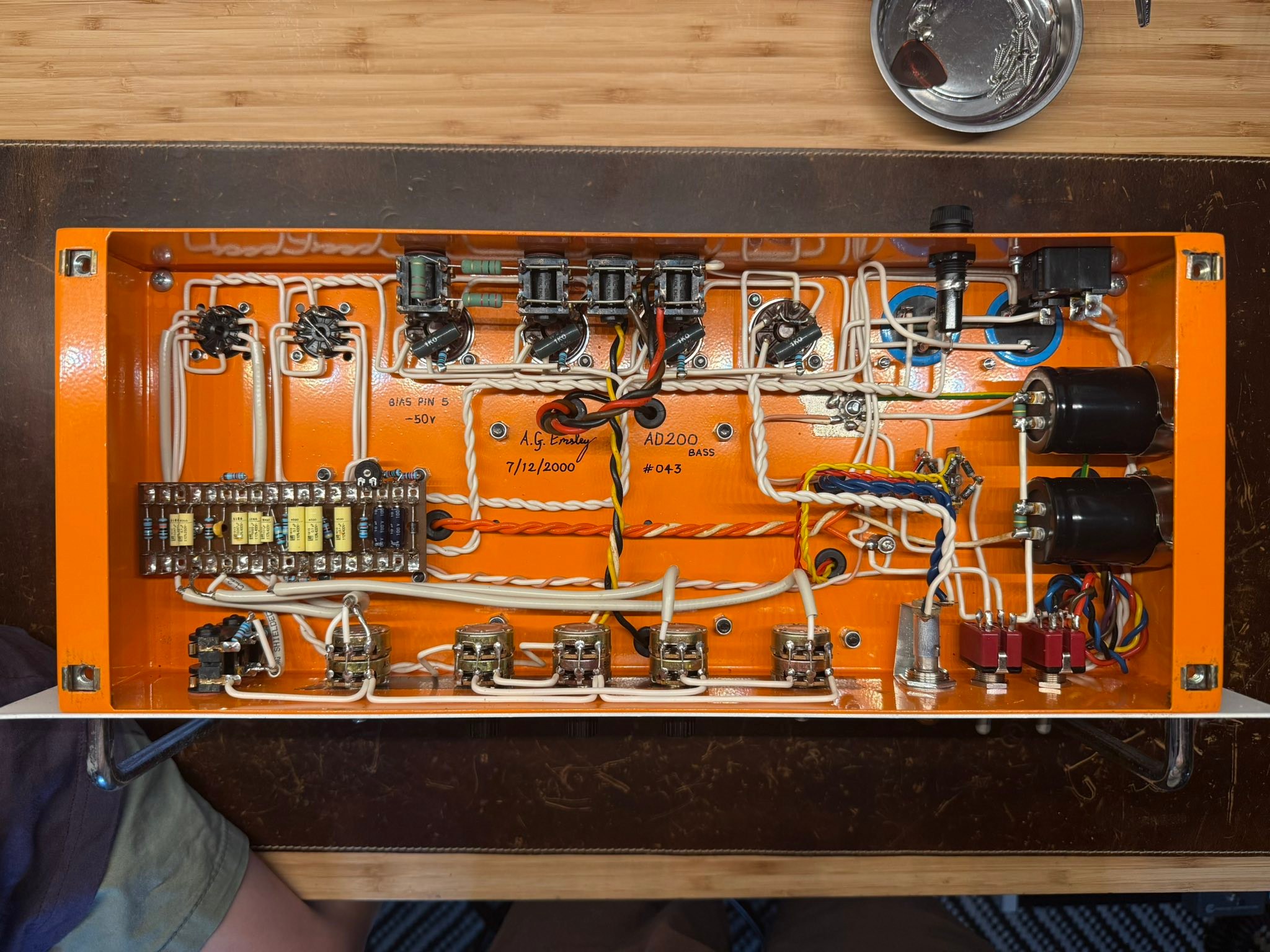 The earliest orange AD200 MK1 I have ever seen 😳 Serial number