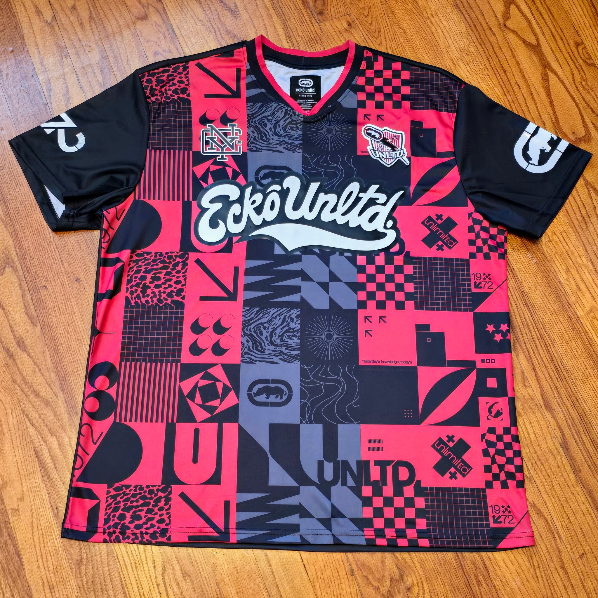 Ecko Unlimited Vintage Style Jersey Tee Discussion