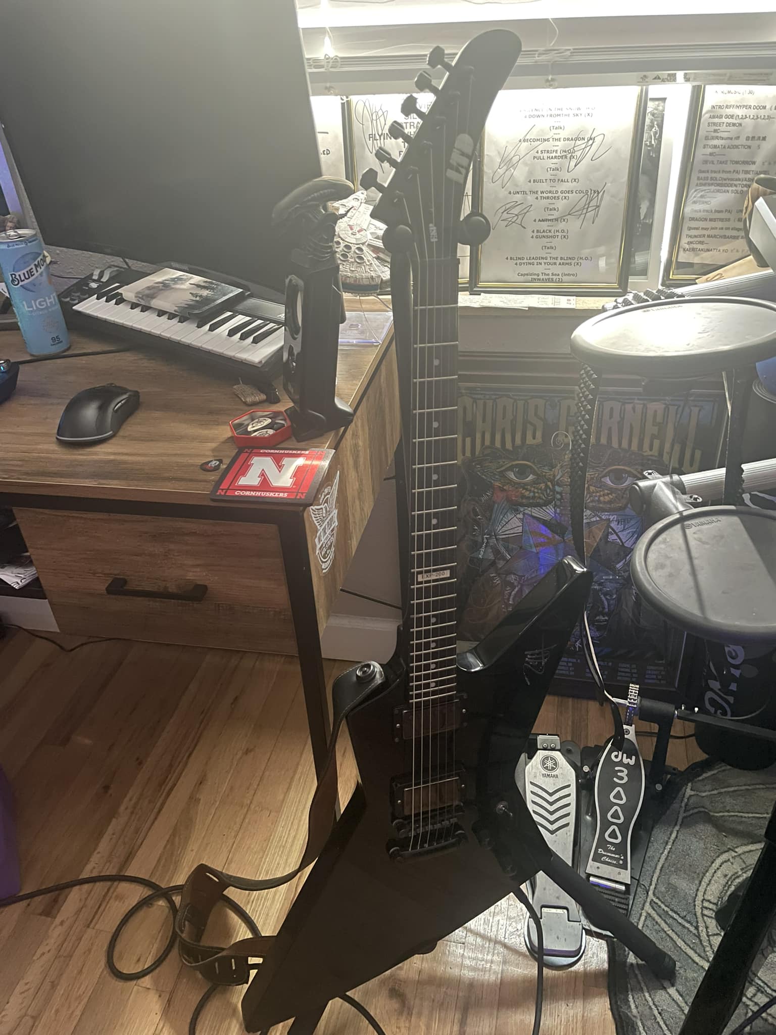 Esp Ltd Ex-400, made in Korea 06. Upgraded with Tonepros locking