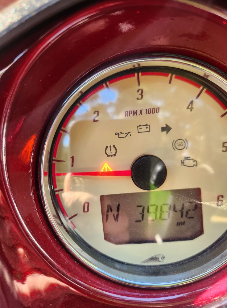 Kawasaki Z900RS triangle light and check engine issue?