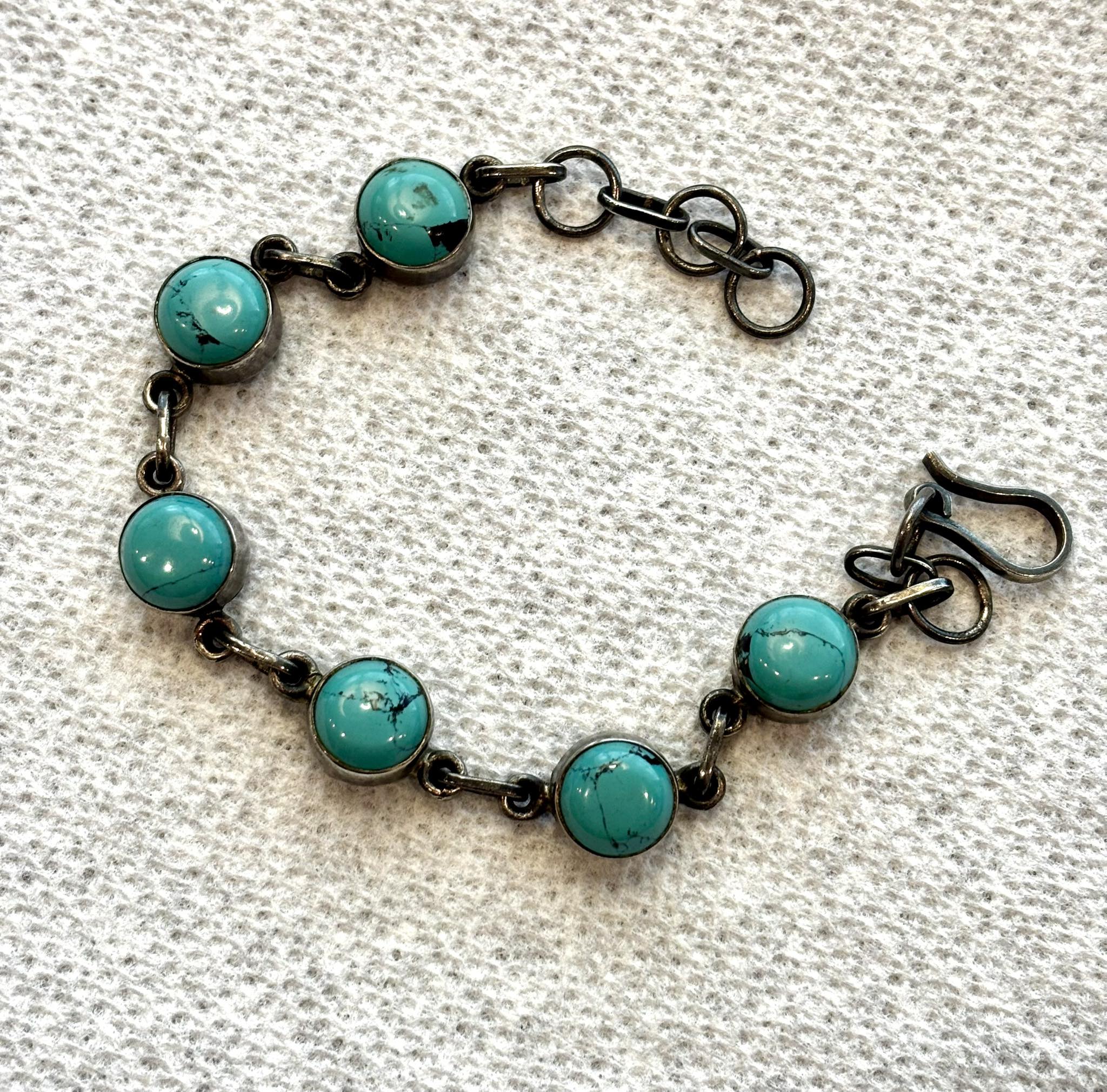 Identify turquoise type and age of vintage bracelet?