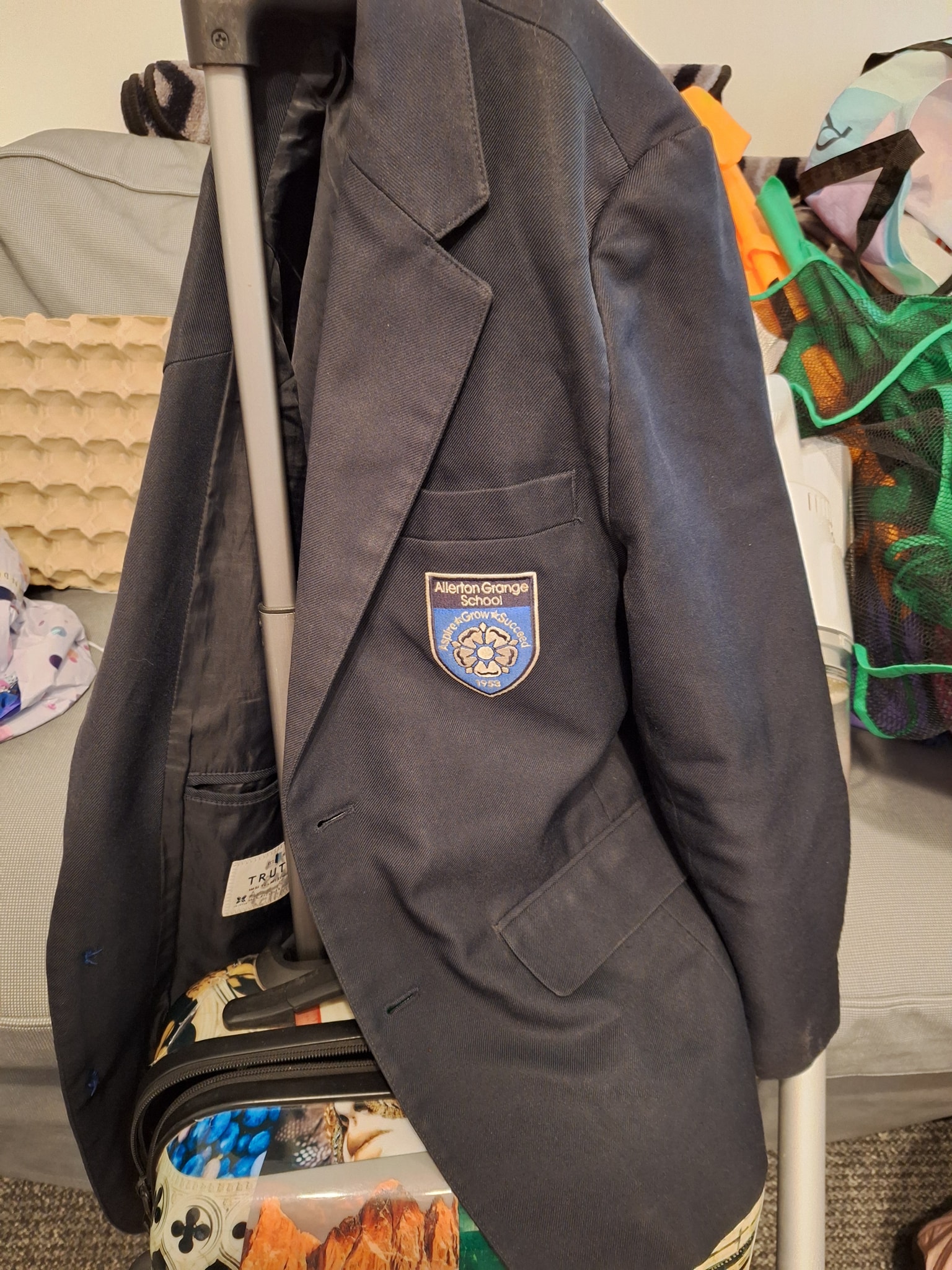Hi guys and happy new school year Boys uniform I have short 