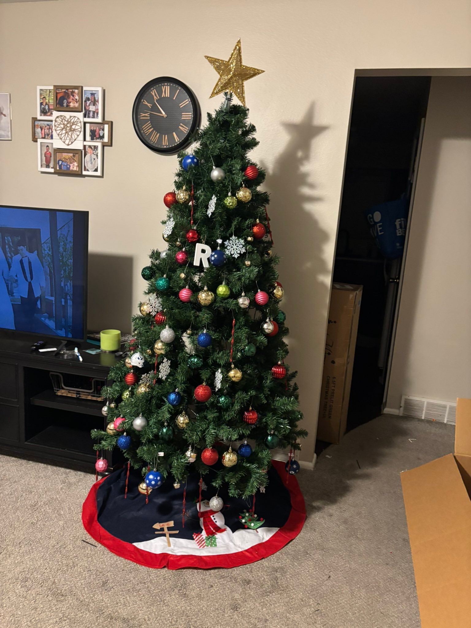 Our beautiful Christmas Tree!!!... Lindsay Brooke Richhart Facebook
