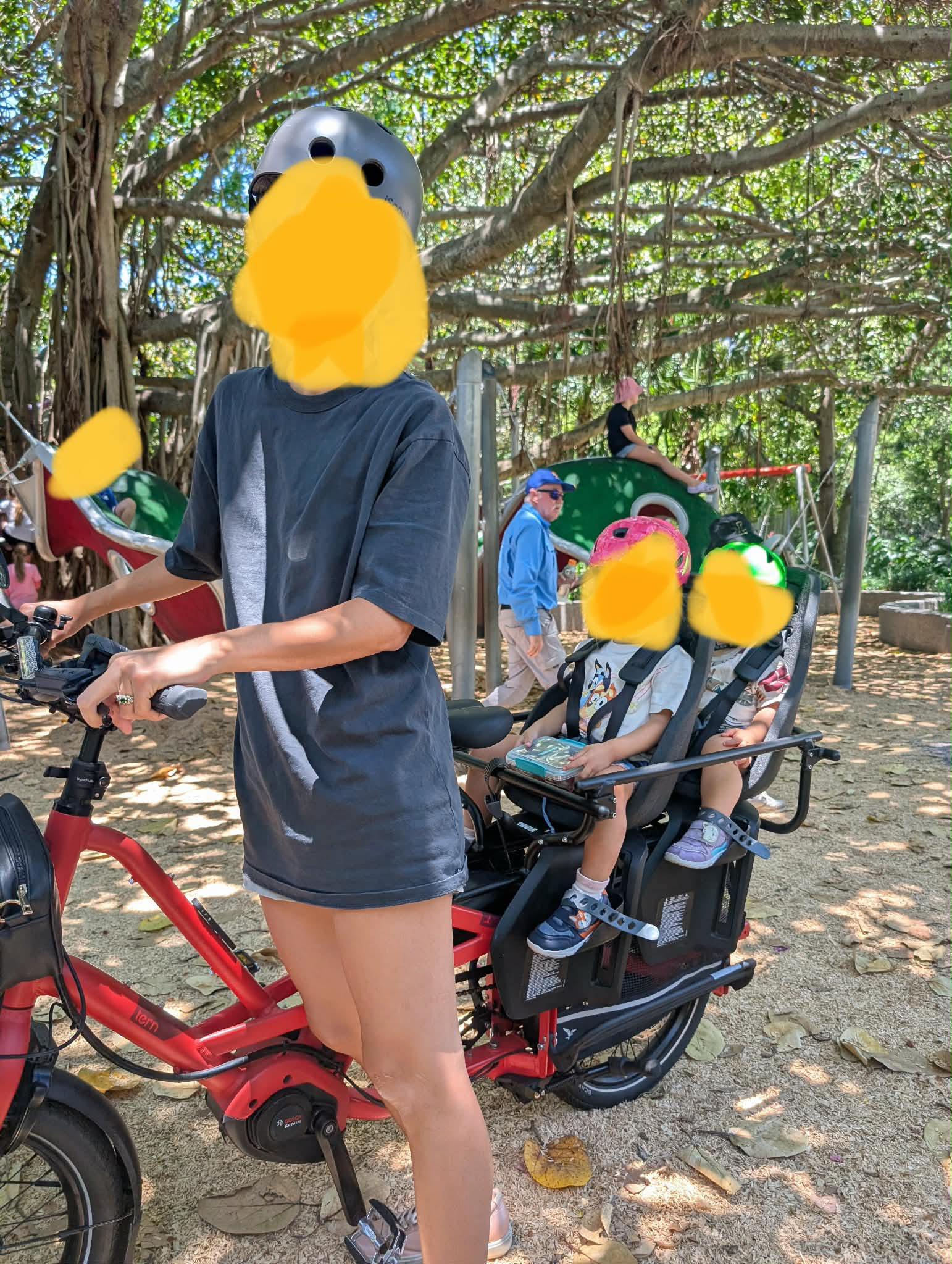 What helps with head flopping in Thule Yepp seats?